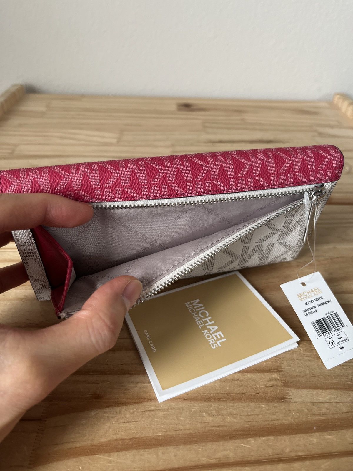 Michael Kors Michael Kors Jet set travel large trifold wallet Size ONE SIZE - 7 Thumbnail