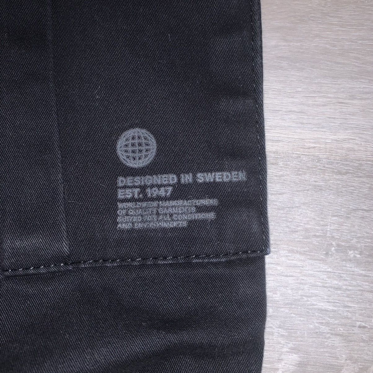 H&M H&M Slim Fit Cargo Pants Black Size US 32 / EU 48 - 2 Thumbnail