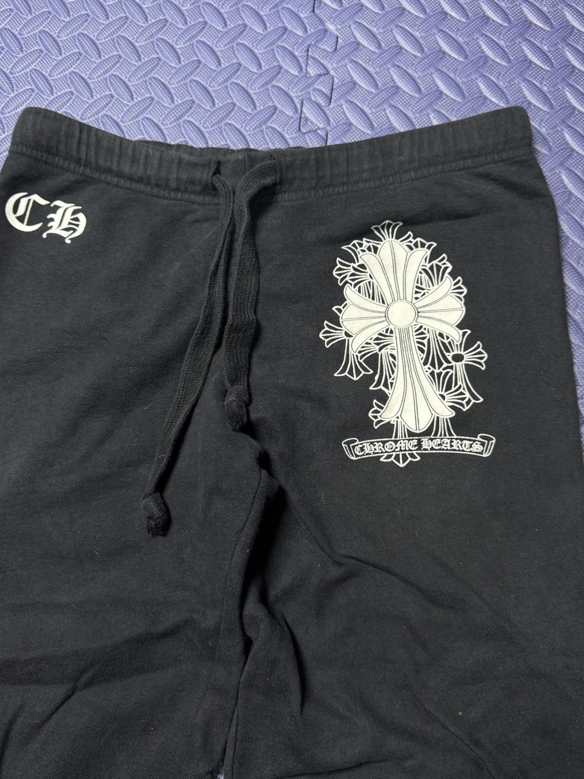 Chrome Hearts Chrome Hearts - Vintage Cemetery Cross Sweatpants Size US 31 - 7 Thumbnail
