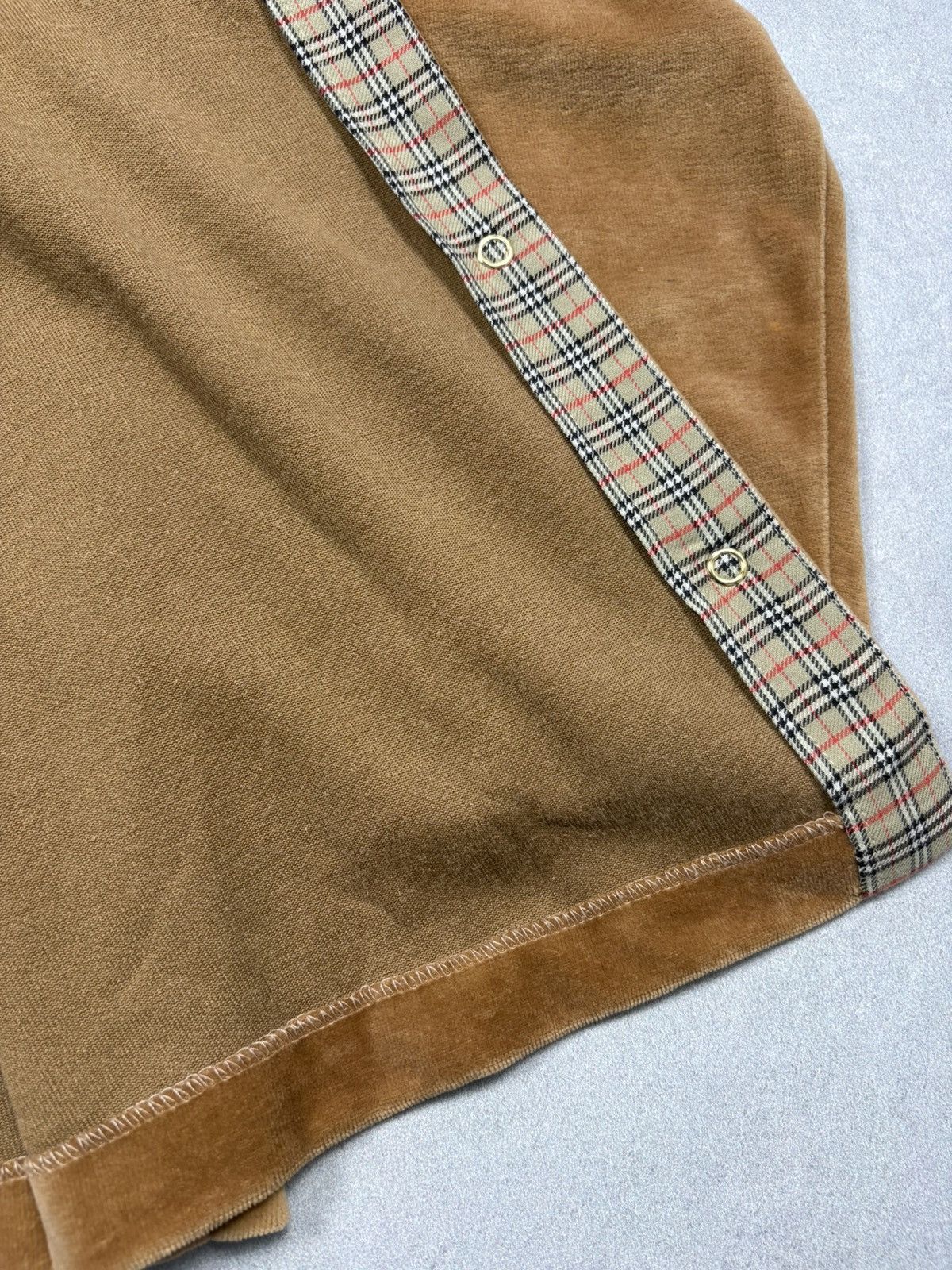 Burberry Vintage 90s Burberrys Spain Velour Quilted Overshirt Jacket Size L / US 10 / IT 46 - 15 Thumbnail