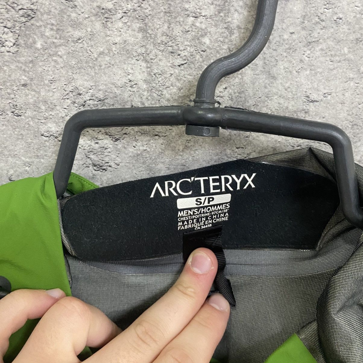 Arc'teryx Vintage Arcteryx GoreTex Jacket Size US S / EU 44-46 / 1 - 16 Thumbnail