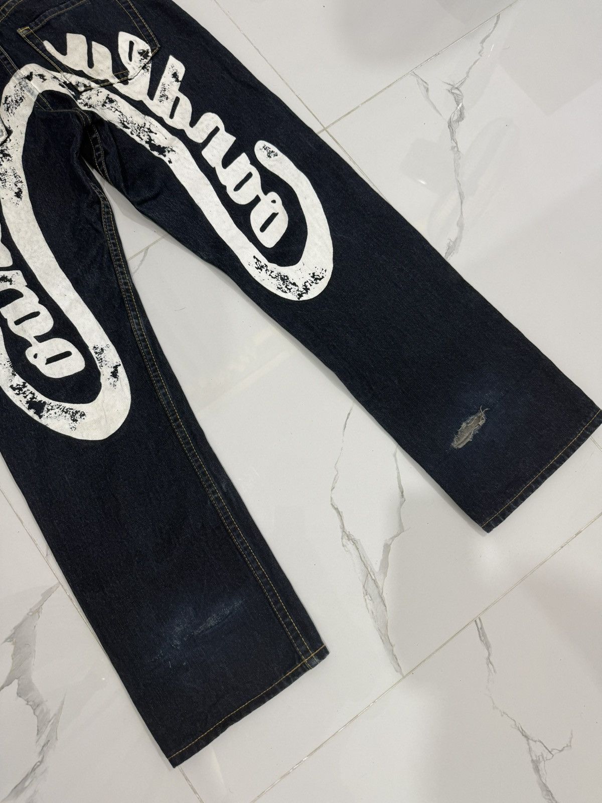 Japanese Brand 00’s CO & LU SELVEDGE RARE JAPAN BAGGY DISTRESSED JEANS Size US 32 / EU 48 - 4 Thumbnail