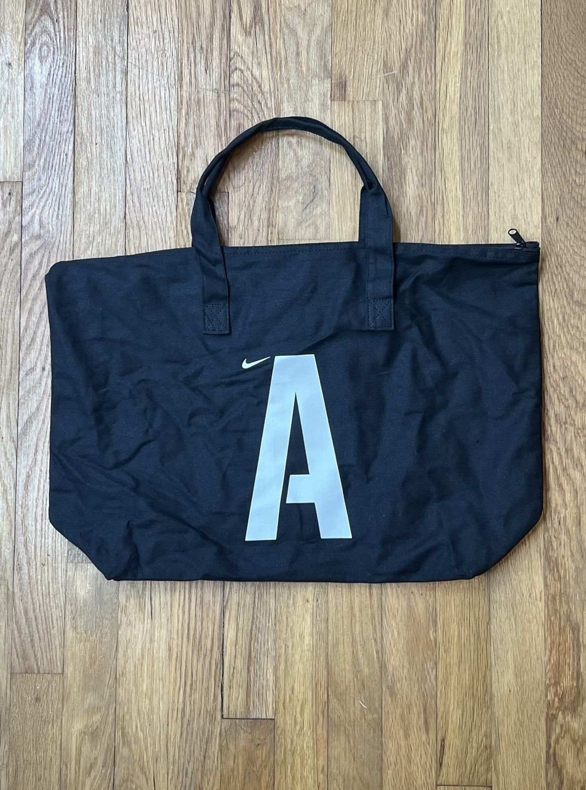 Nike Nike Ascend Together Network & Friends Large Black Tote Bag Size ONE SIZE - 2 Thumbnail