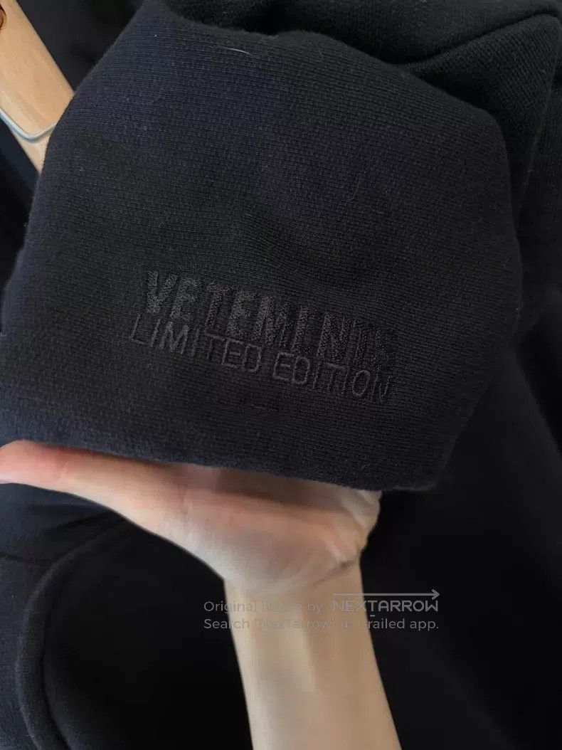 Vetements VETEMENTS Printed Sweatshirt Size US XS / EU 42 / 0 - 4 Thumbnail