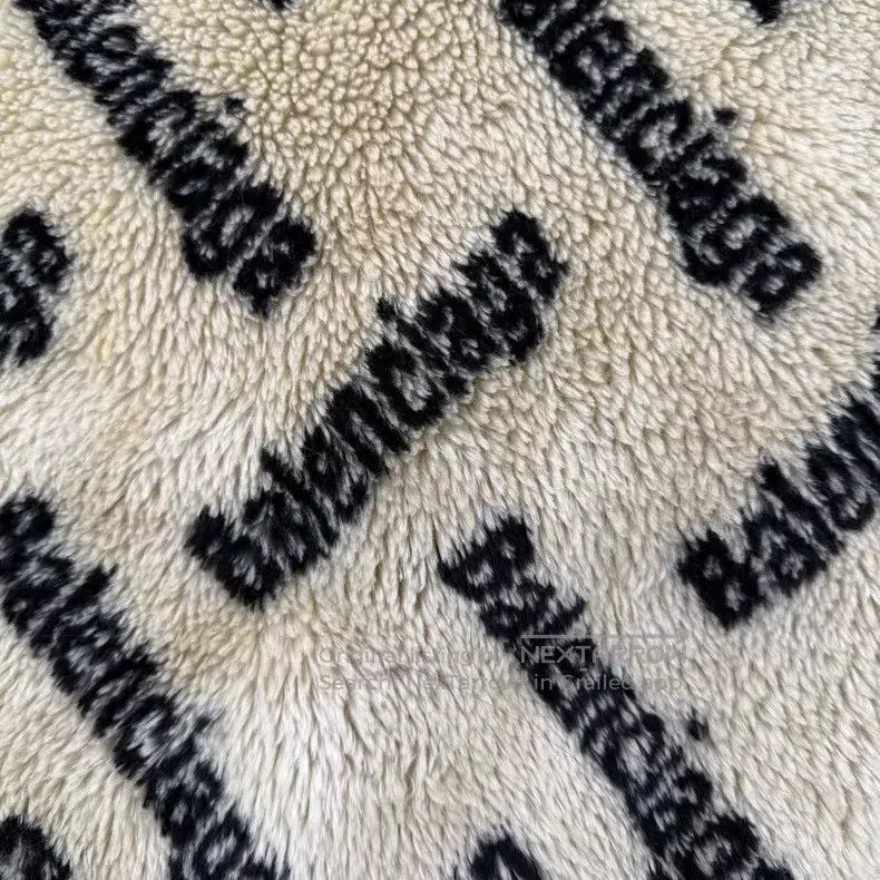 Balenciaga Balenciaga Beige Bulletproof Full Print Logo Teddy Fleece Size 4XL / US 24-26 - 6 Thumbnail