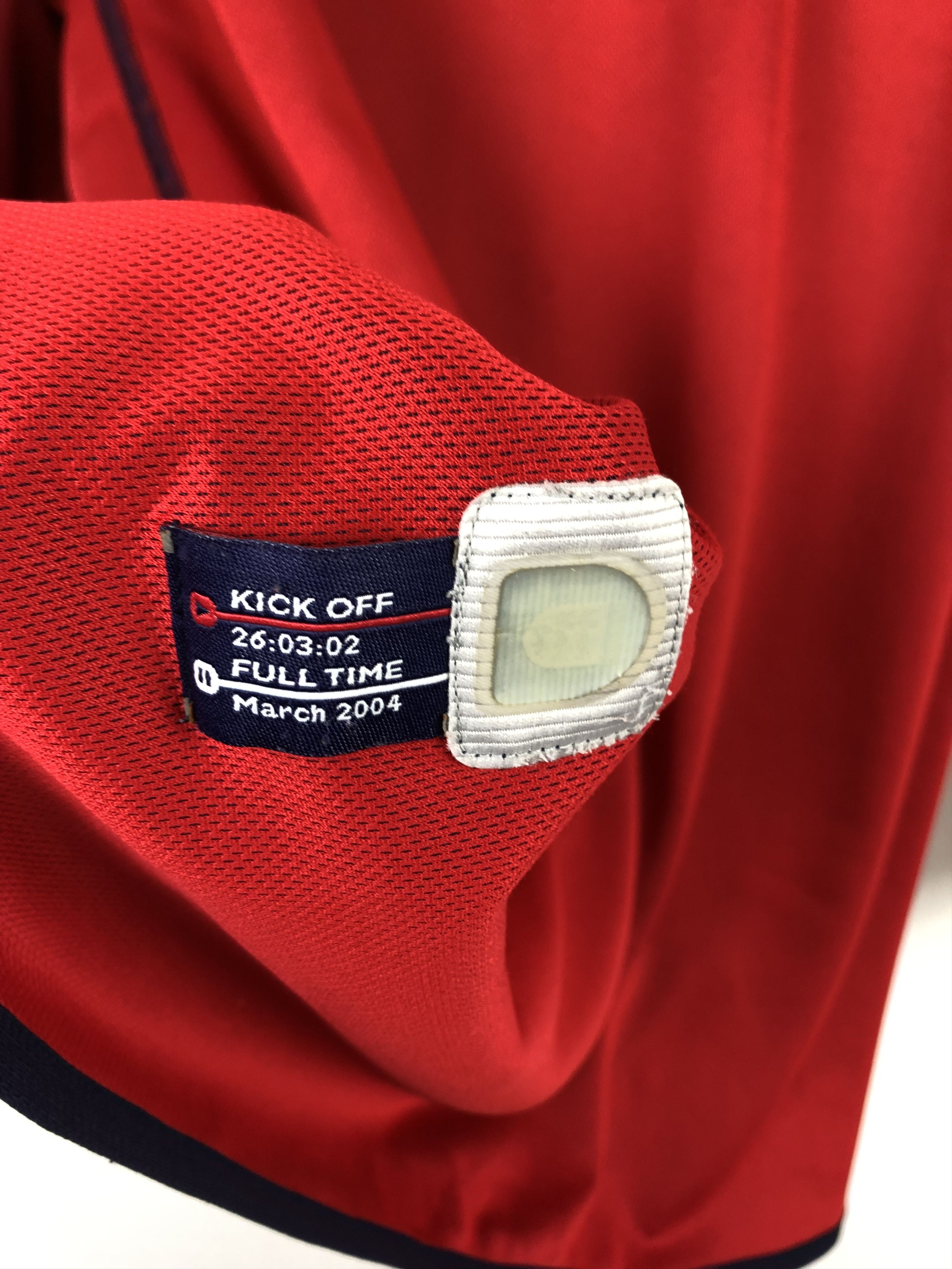 Umbro × Vintage England football shirt 2002 Reversible Long Sleeve Jersey Size US L / EU 52-54 / 3 - 7 Thumbnail