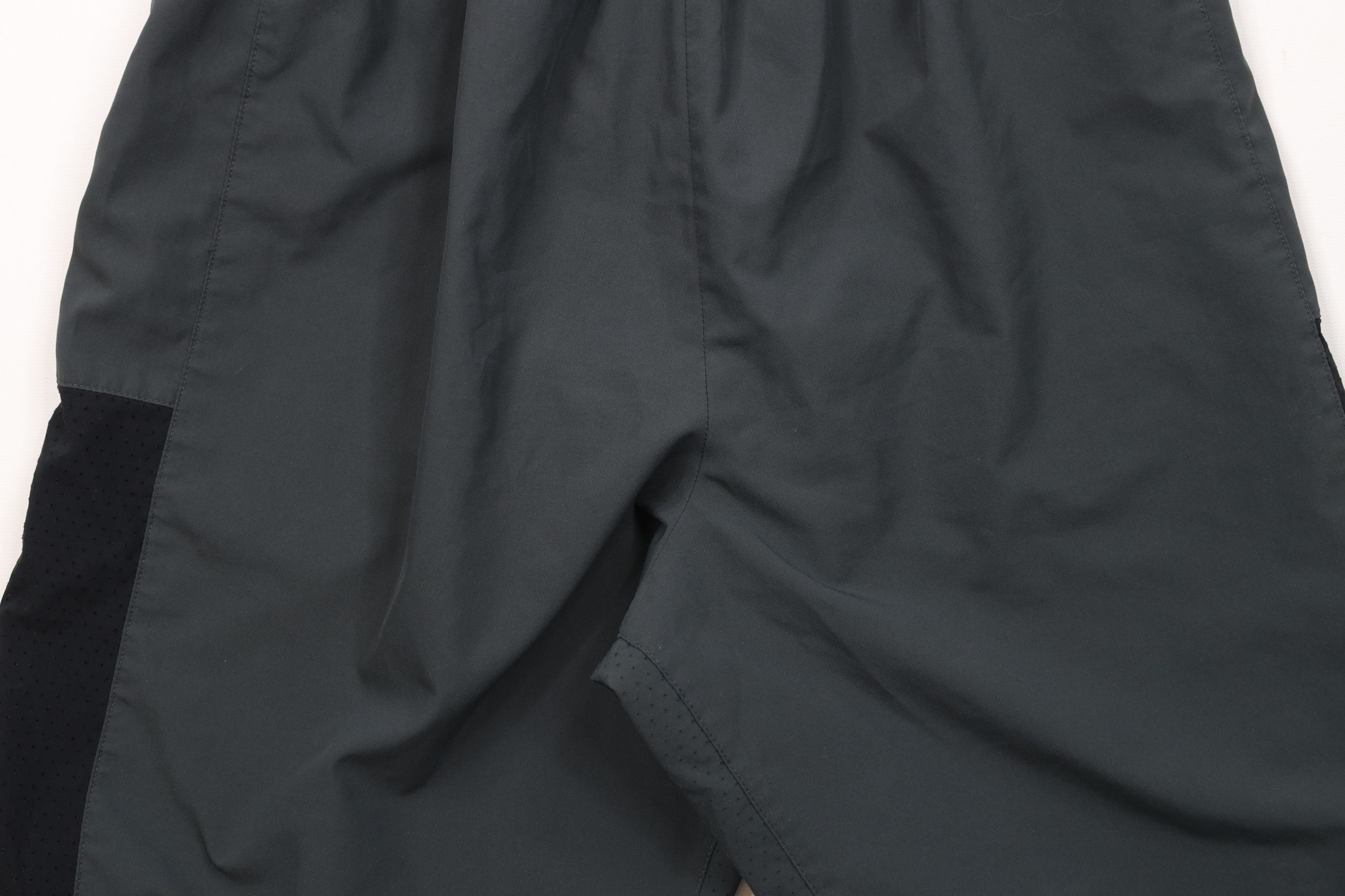 Nike × Vintage Vintage Nike Big Swoosh Lined Running Jogging Gym Shorts Size US 32 / EU 48 - 10 Thumbnail