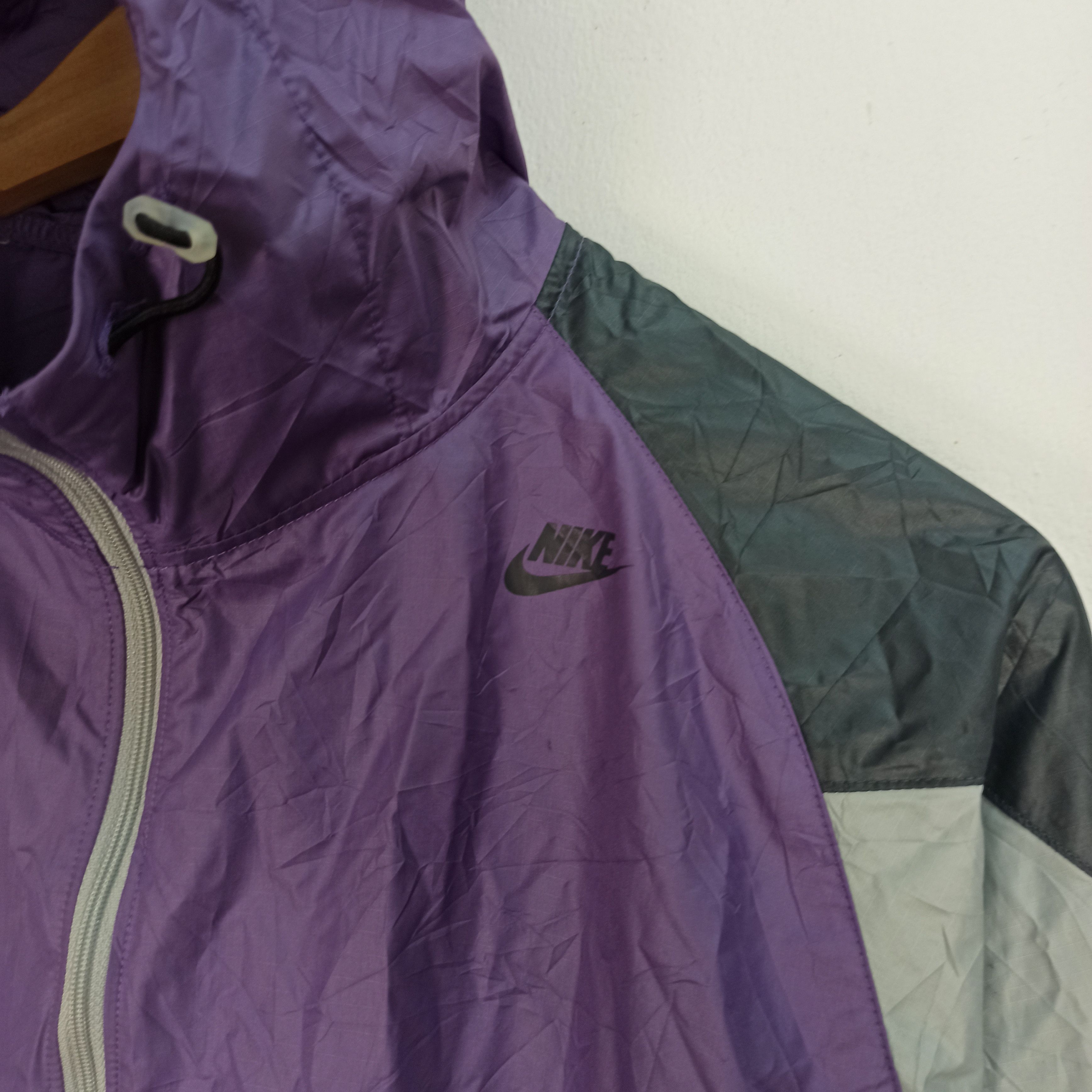 Nike Nike Windbreaker Hoodie Swoosh Logo Size US XL / EU 56 / 4 - 4 Thumbnail