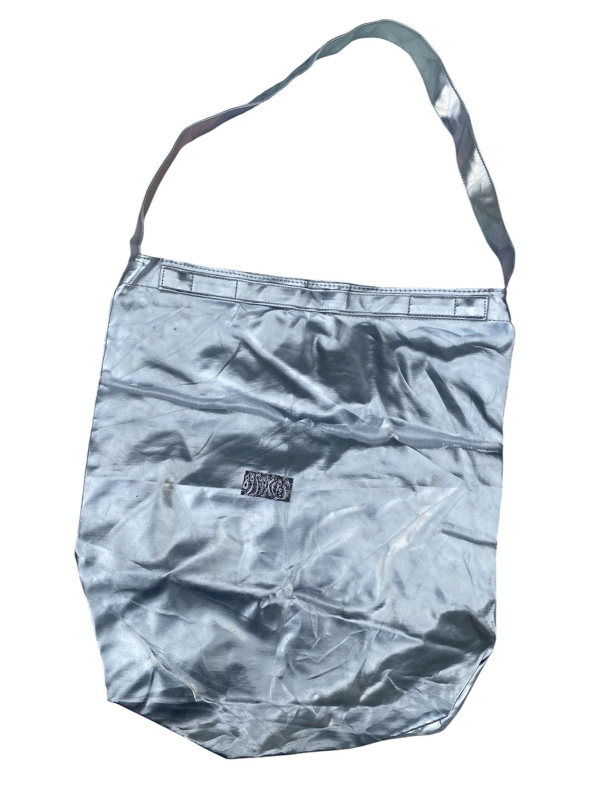 CABANE de ZUCCa Cabane de zucca issey miyake silver metalic sling cross bag Size ONE SIZE - 3 Thumbnail