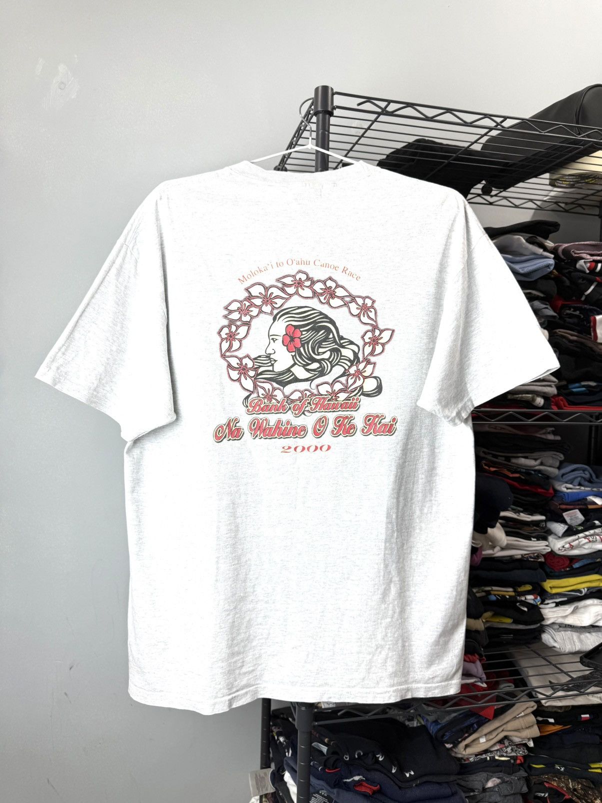 Hanes 00’s Vintage Bank Of Hawaii Surf Style T Shirt Stussy Mambo Size US L / EU 52-54 / 3 - 1 Thumbnail