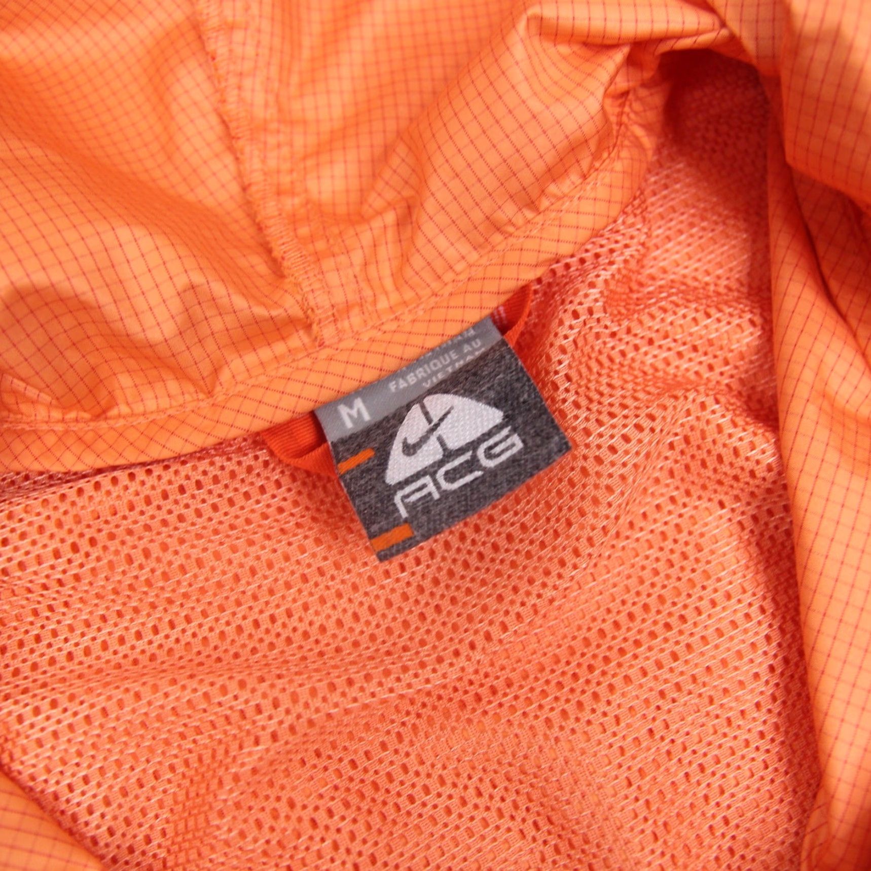 Nike ACG VINTAGE Nike ACG Windbreaker Jacket Womens Medium Orange Packable Jacket Size M / US 6-8 / IT 42-44 - 7 Thumbnail