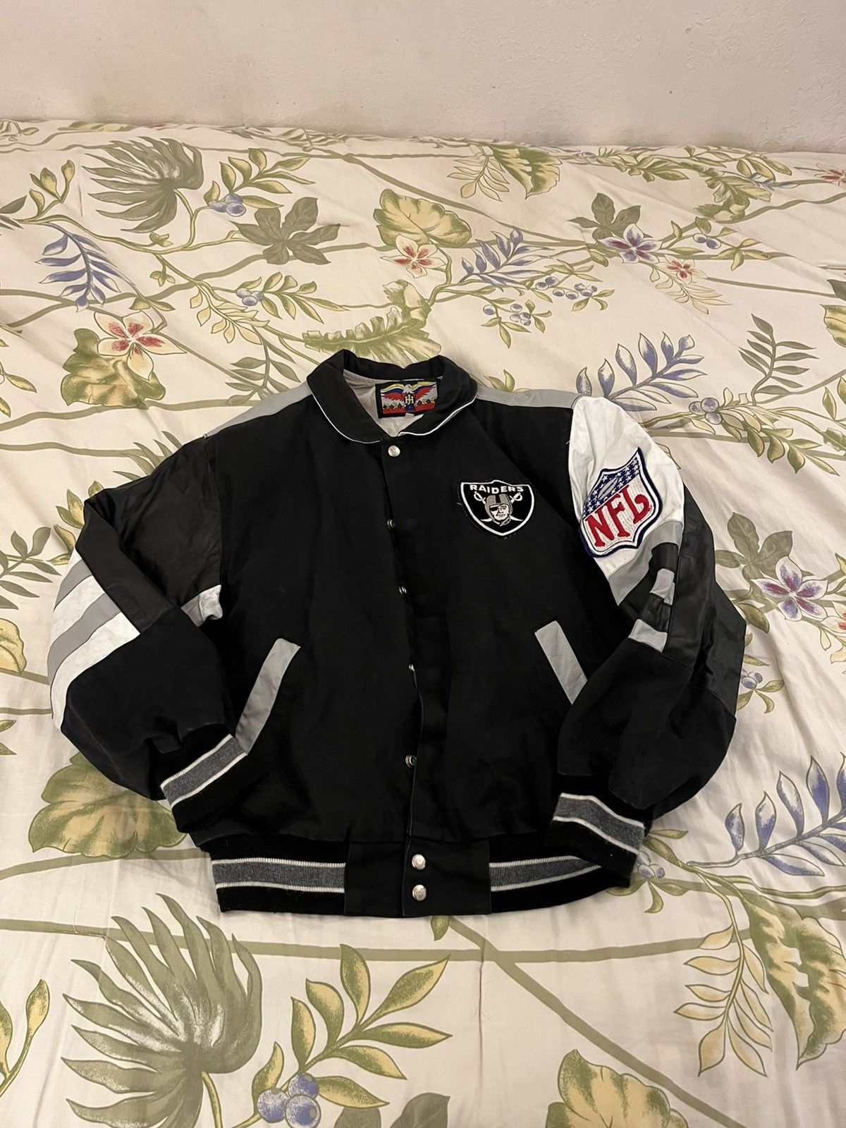 [古着] JEFF HAMILTON　RAIDERS　スタジャン　L VTG Distressed 90s NFL Jeff Hamilton LA Los Angeles Raiders