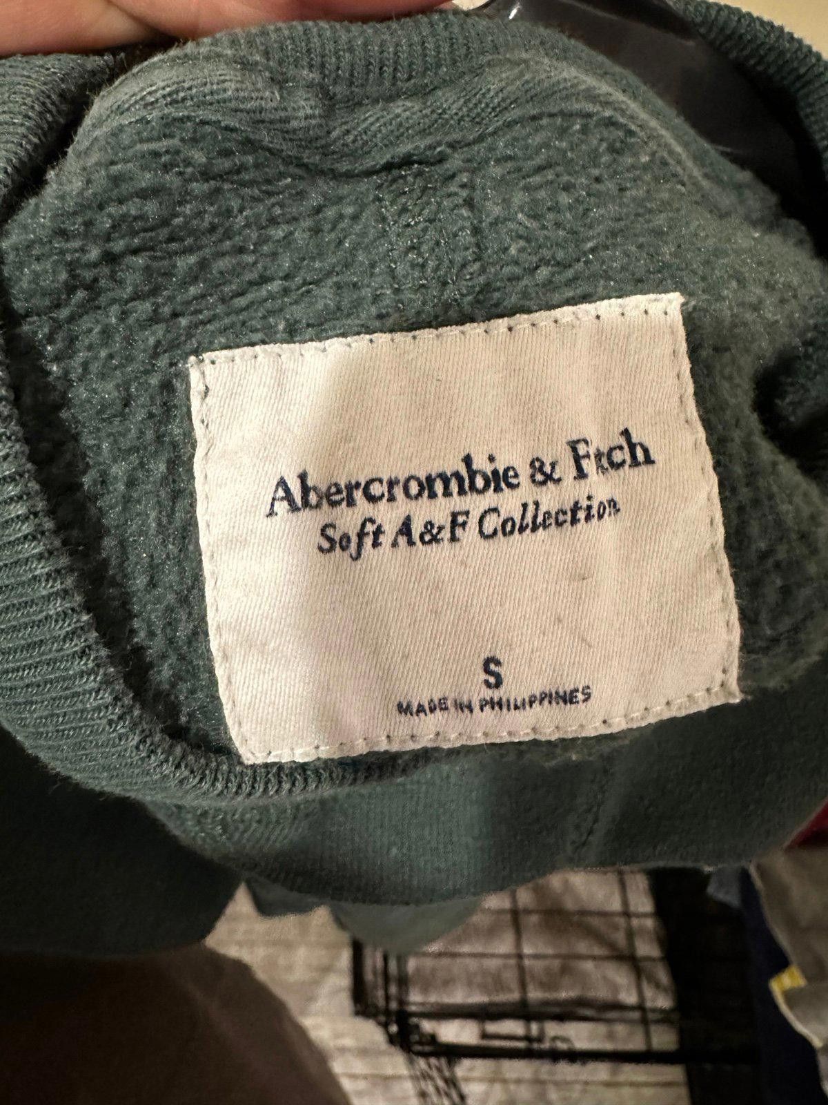 Lululemon Abercrombie and Fitch sweater Size S / US 4 / IT 40 - 3 Thumbnail