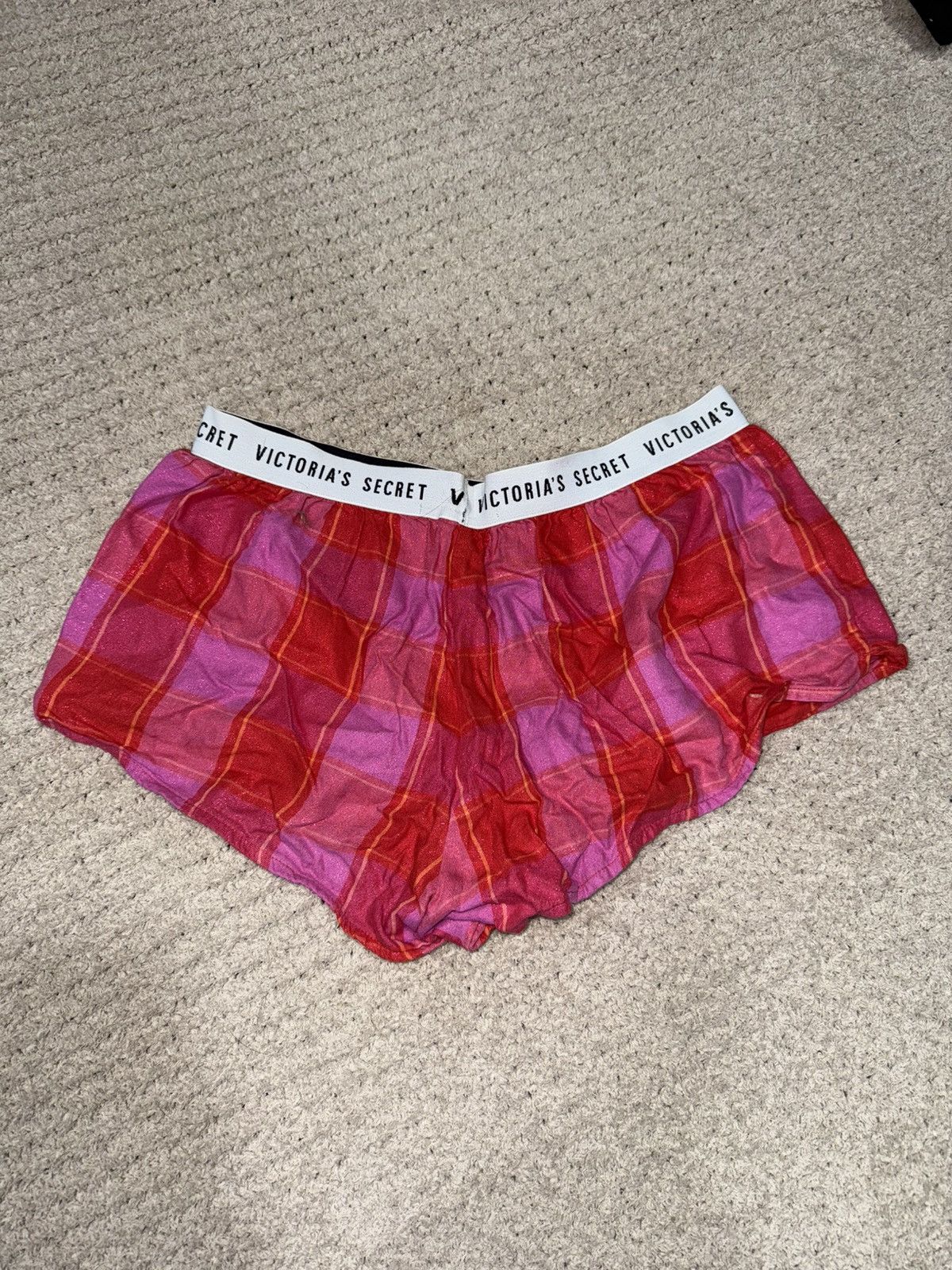 Victoria's Secret Victoria’s Secret Plaid Night Shorts Size 26" / US 2 / IT 38 - 2 Thumbnail