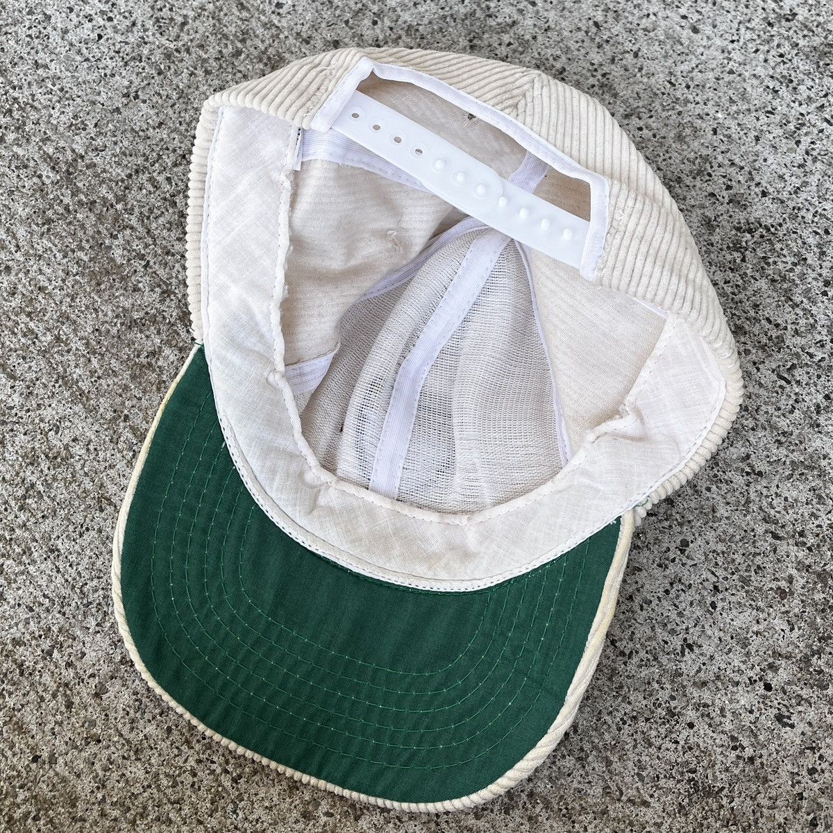 Vintage Vintage Harvard University Snapback Hat Very Worn 350 Size ONE SIZE - 6 Thumbnail