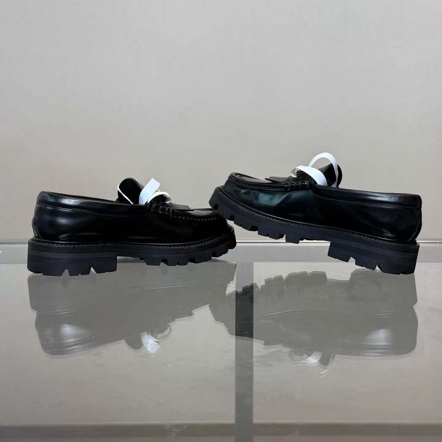 Celine Celine Margaret Triomphe Chain Tassel Loafer women's 36 98 Size US 5.5 / IT 35.5 - 6 Thumbnail