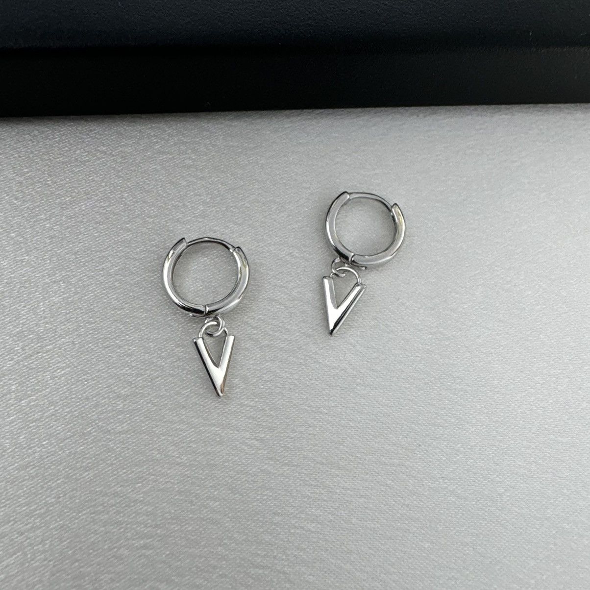 Other Geometric Triangle Dangle Drop Earrings for Men Women Size ONE SIZE - 3 Thumbnail