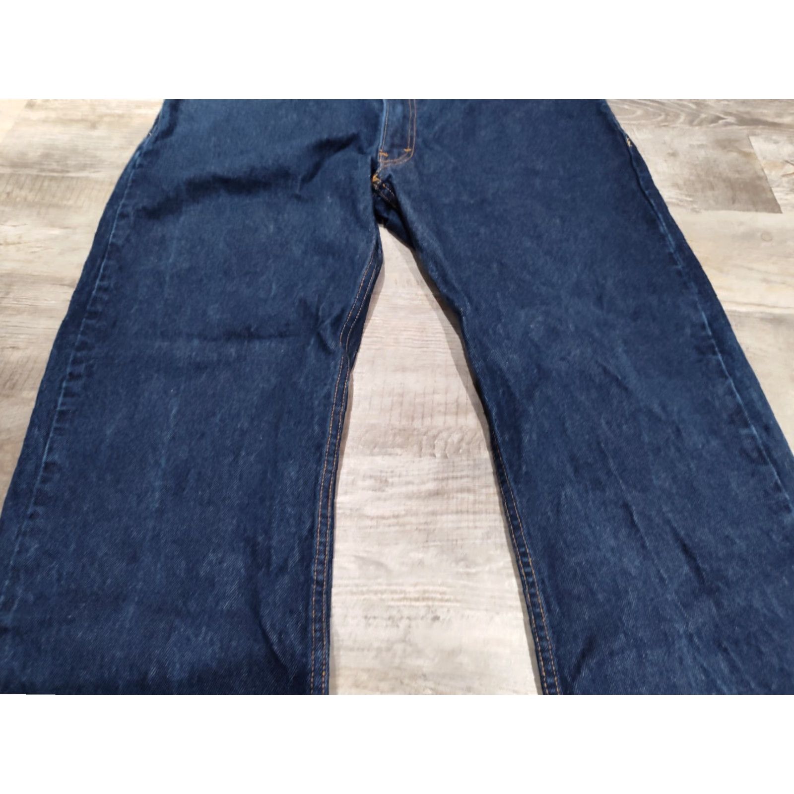 Levi's VINTAGE? No. Levi's 505 Jeans - Straight Fit Denim - Men - Size 40x30 - Dark Blue Wash - Regular Rise - 5-Pocket - Belt Loops - 100% Cotton - EUC Size US 40 / EU 56 - 5 Thumbnail