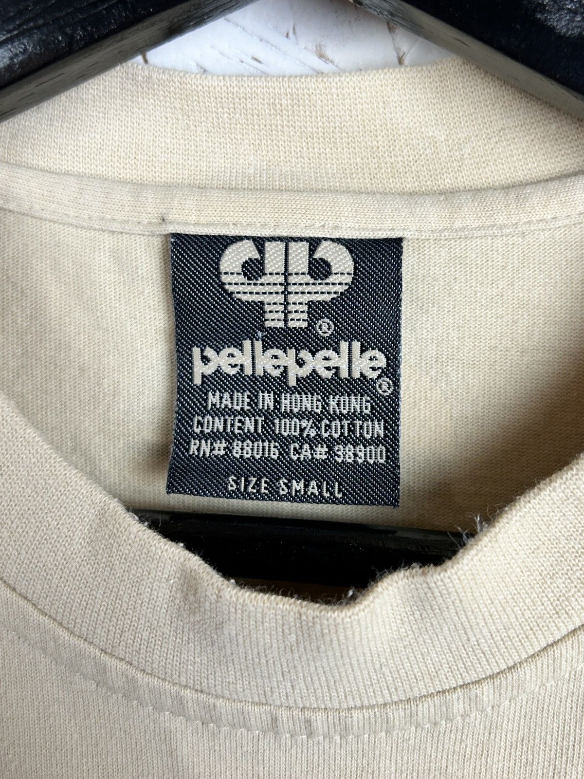 Pelle Pelle 00s Vintage Pelle Pelle Marc Buchanan Centre Logo Tank Top Size US S / EU 44-46 / 1 - 6 Thumbnail