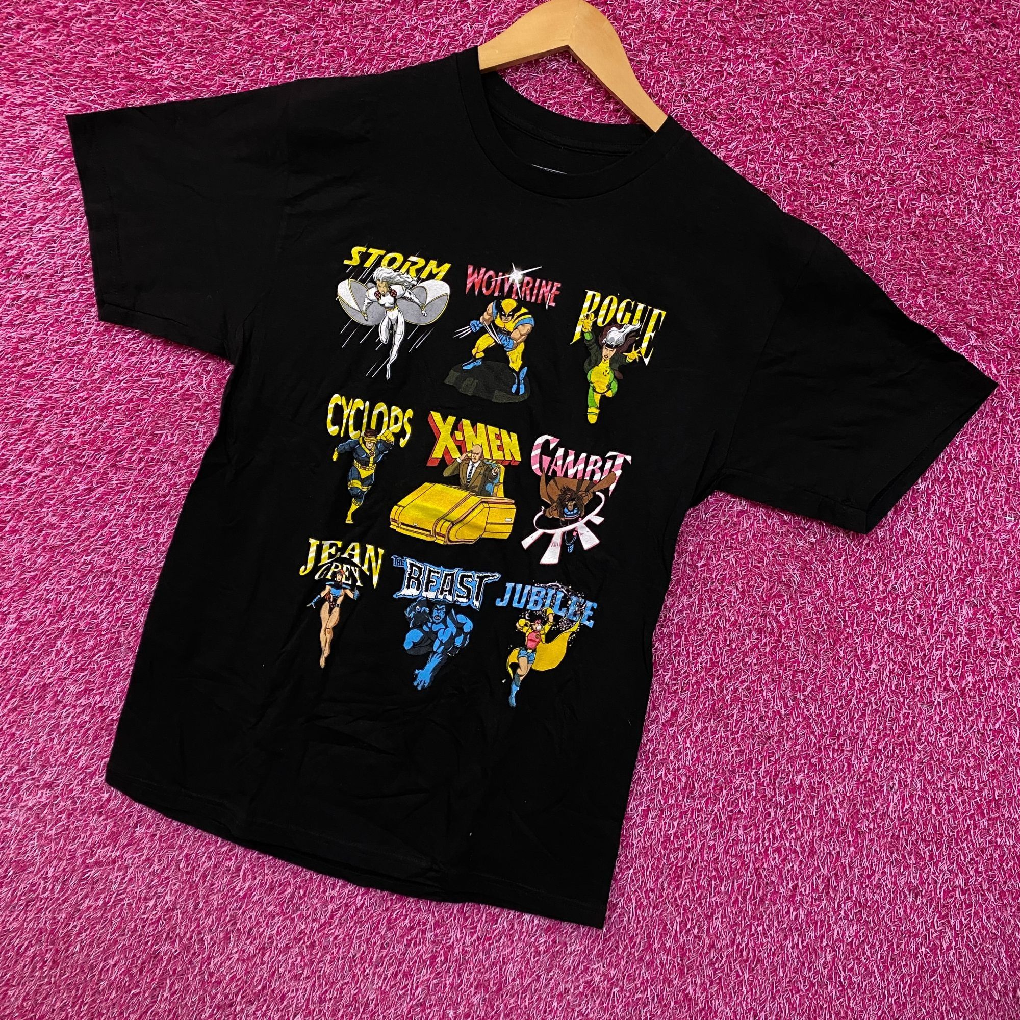 Marvel Comics X-Men Animated Series Team Character Credit Marvel Tee M Size US M / EU 48-50 / 2 - 3 Thumbnail