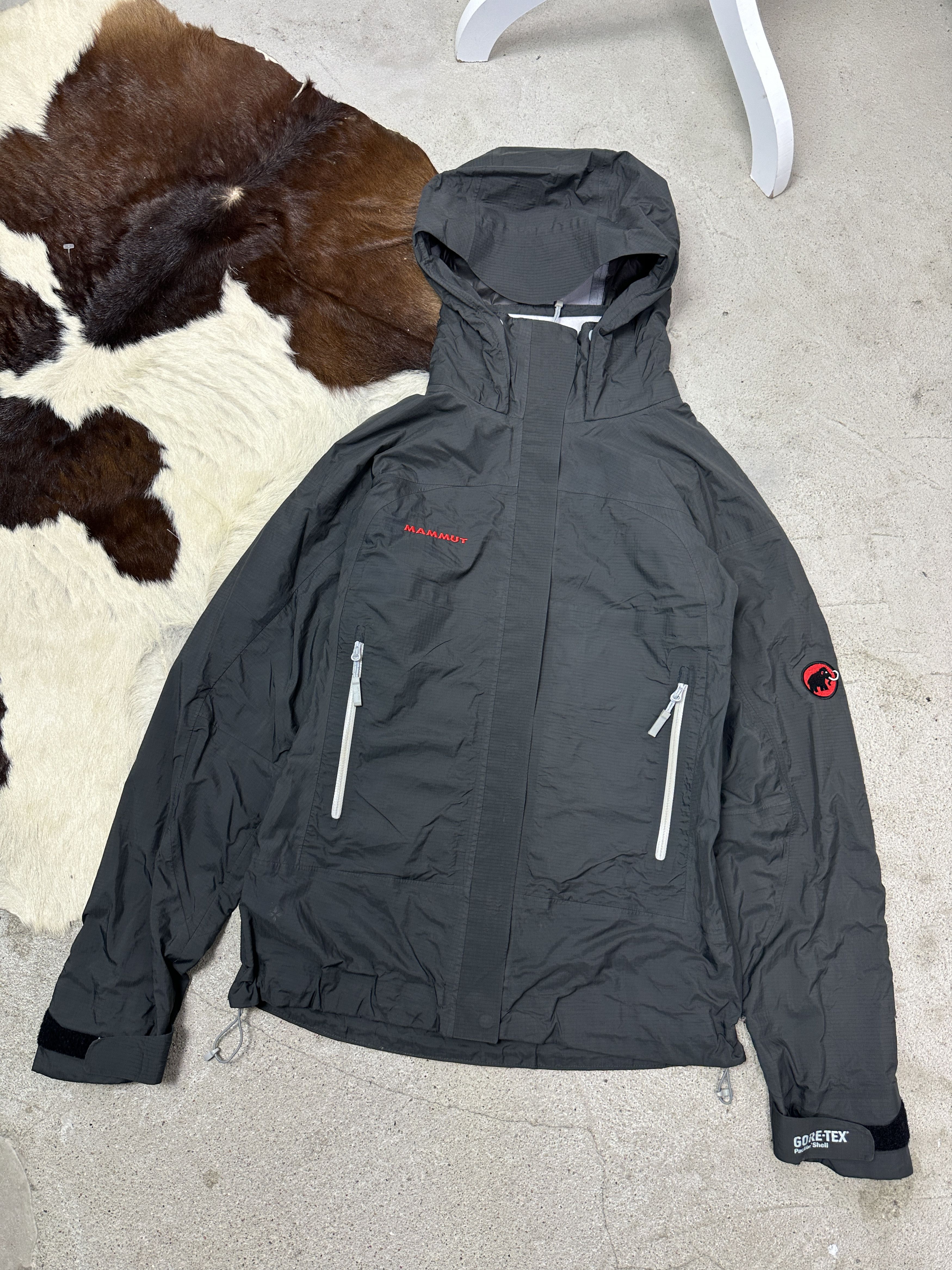 Mammut Vintage Casual Streetwear Gorpcore Mammut Women's Jacket Size S / US 4 / IT 40 - 1 Thumbnail