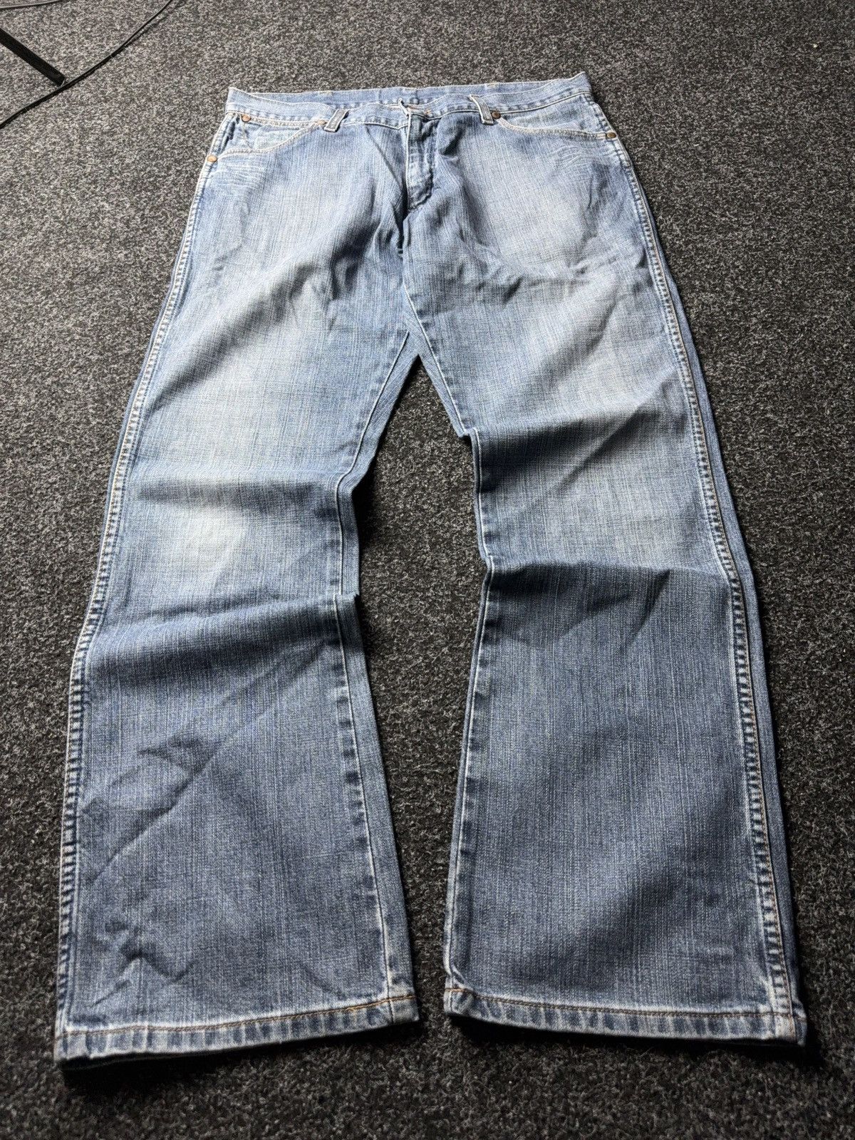 Wrangler Wrangler 90s USA Western Cowboy Vintage Light Wash Jeans Y2K Size US 35 - 1 Thumbnail