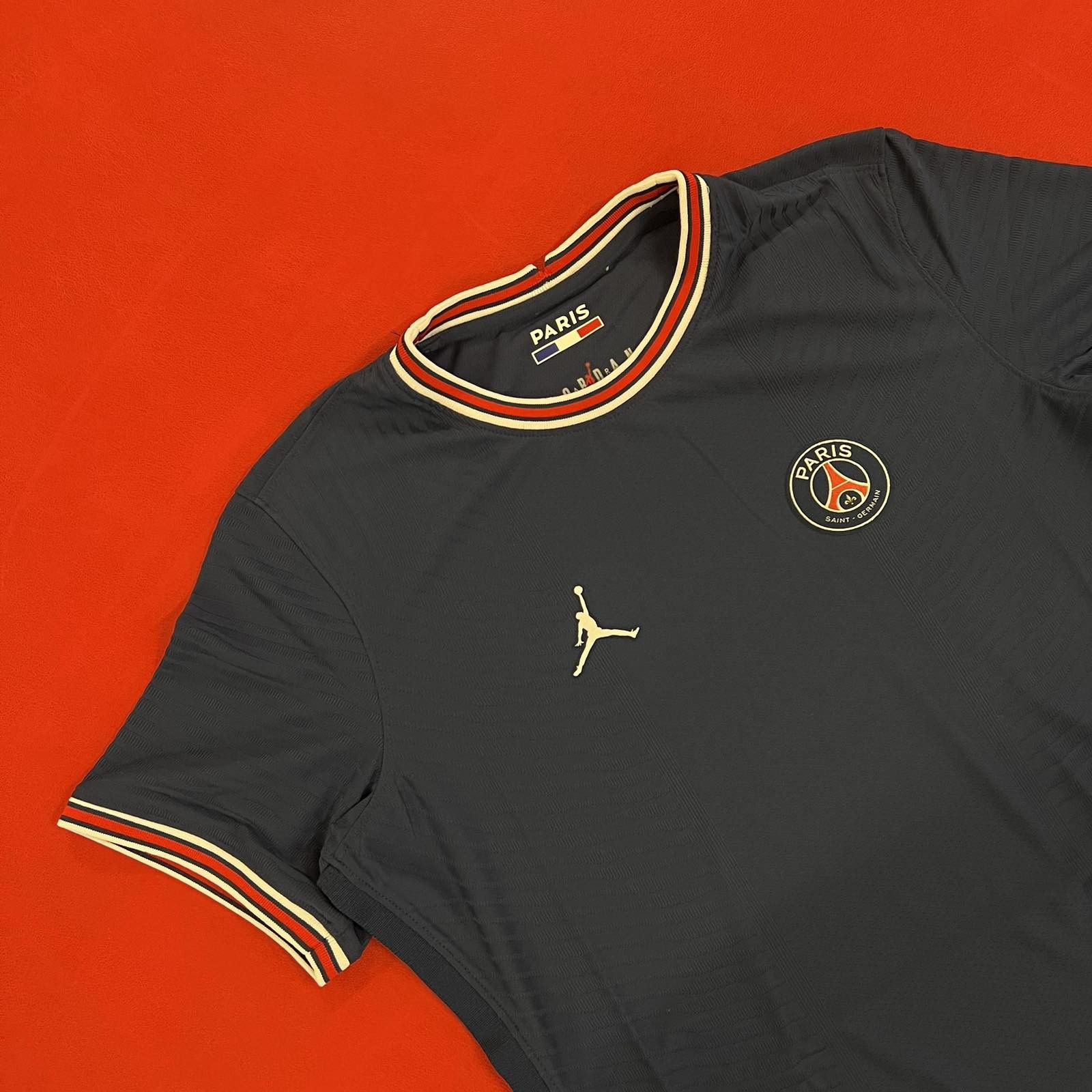 Jordan Brand JORDAN PSG AWAY SOCCER JERSEY MATCH WORN FOOTBALL SHIRT Sz M Size US M / EU 48-50 / 2 - 4 Thumbnail