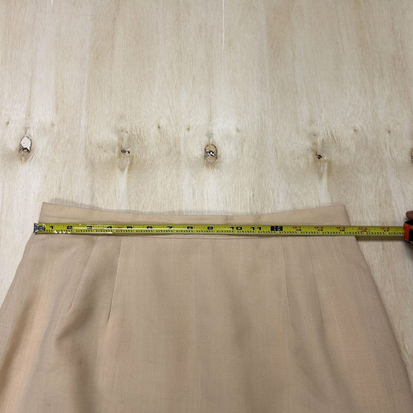 Vintage VINTAGE Isaac Hazan Skirt Womens 16 Beige Solid Pencil Knee Length Lined Work Size 38" / US 16 / IT 52 - 7 Thumbnail