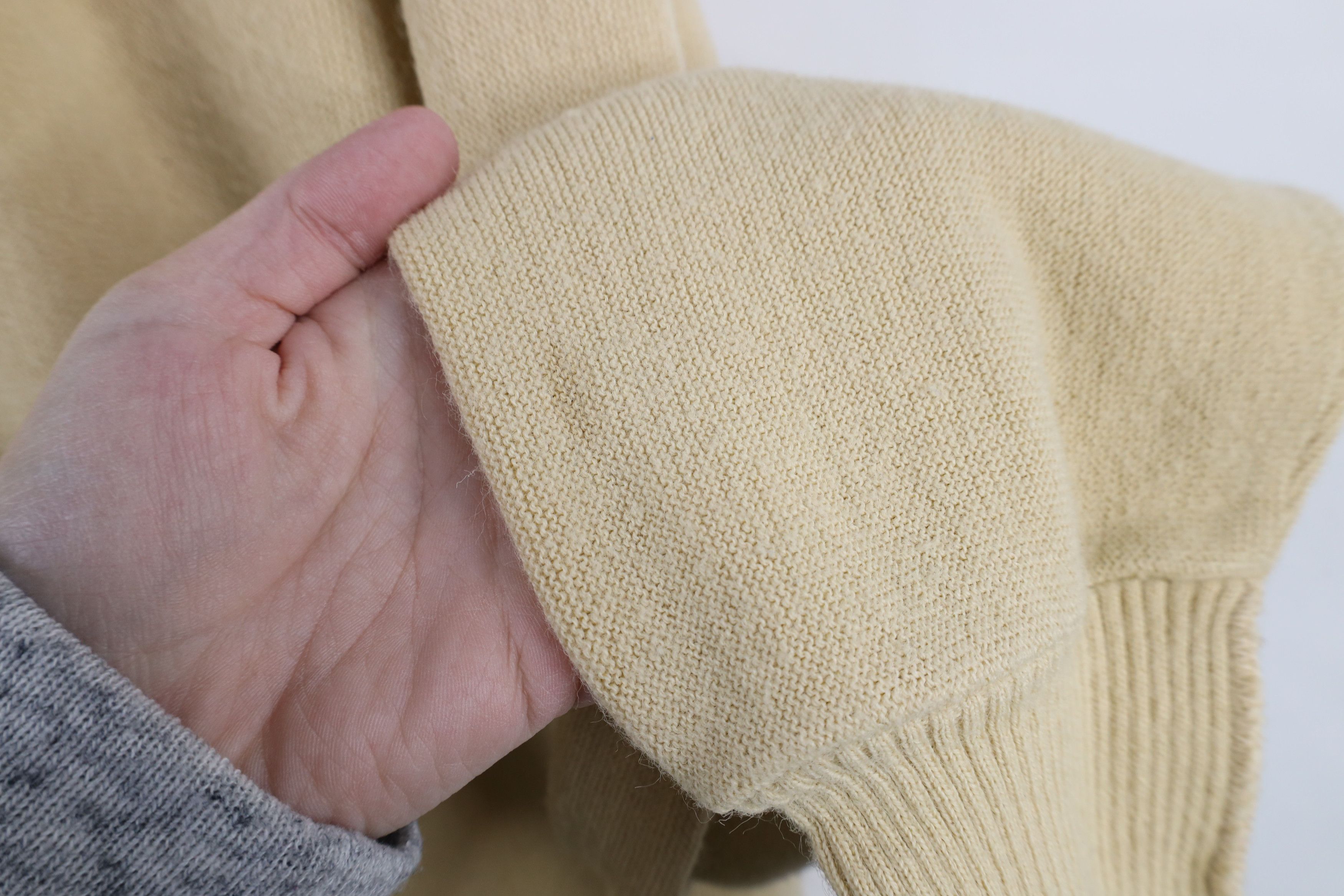 Vintage Vintage 70s Streetwear Blank Knit Cardigan Sweater Beige USA Size US XL / EU 56 / 4 - 4 Thumbnail