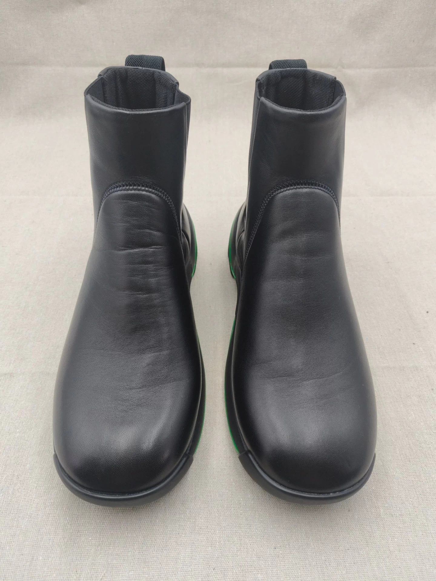 Bottega Veneta BV Black Flash Parrot Green Chelsea Boot 41 Size US 8 / EU 41 - 3 Thumbnail