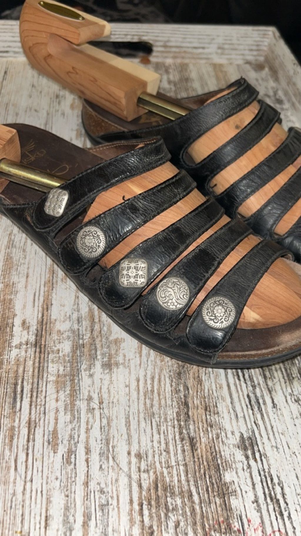 Dansko Women's Dansko Black Leather Silver Studded Sandals Size 9.5 Size US 10 / IT 40 - 2 Thumbnail