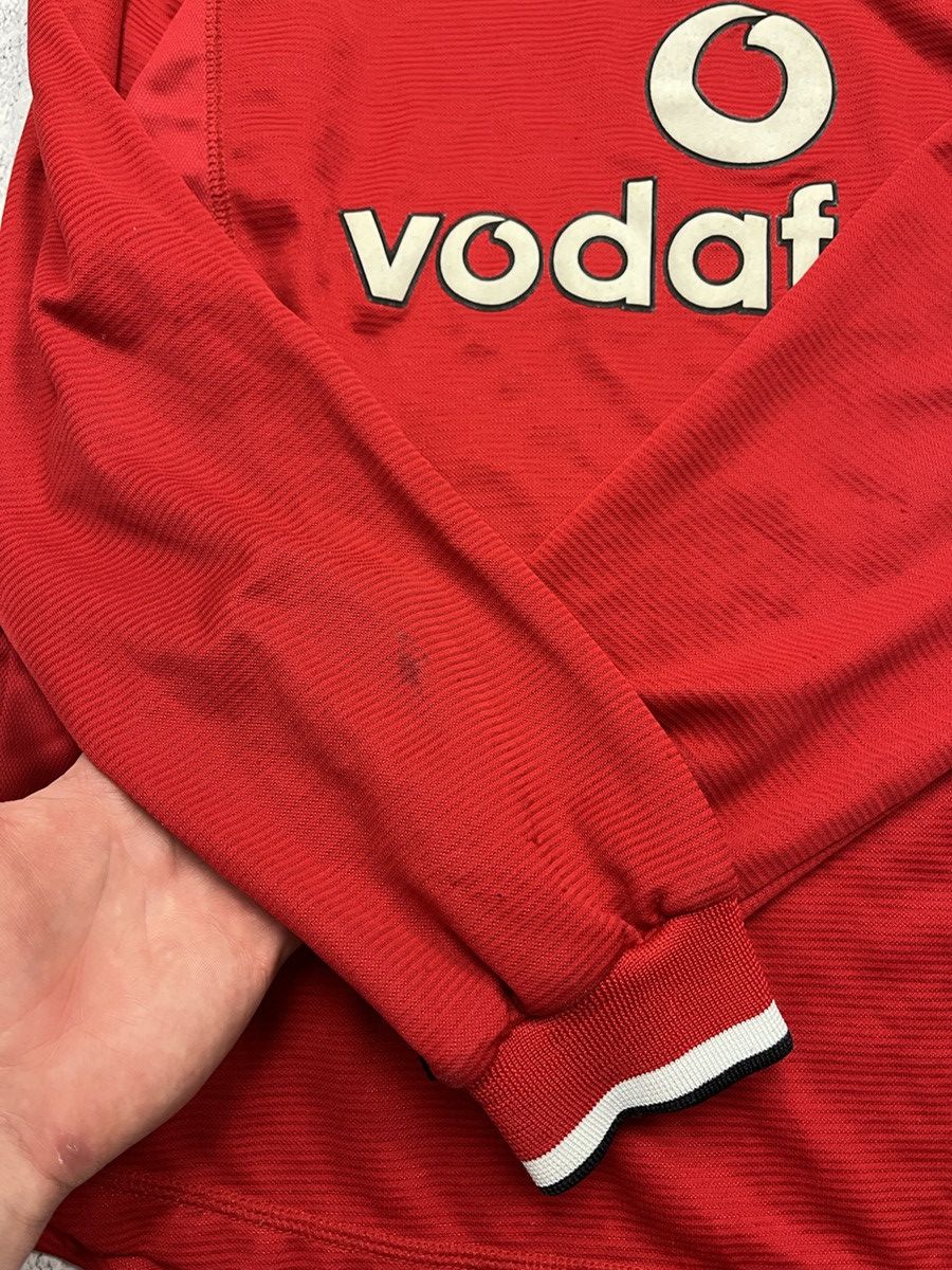 Umbro Umbro Manchester United 2000/02 Home Football Long Sleeve Size US XS / EU 42 / 0 - 9 Thumbnail