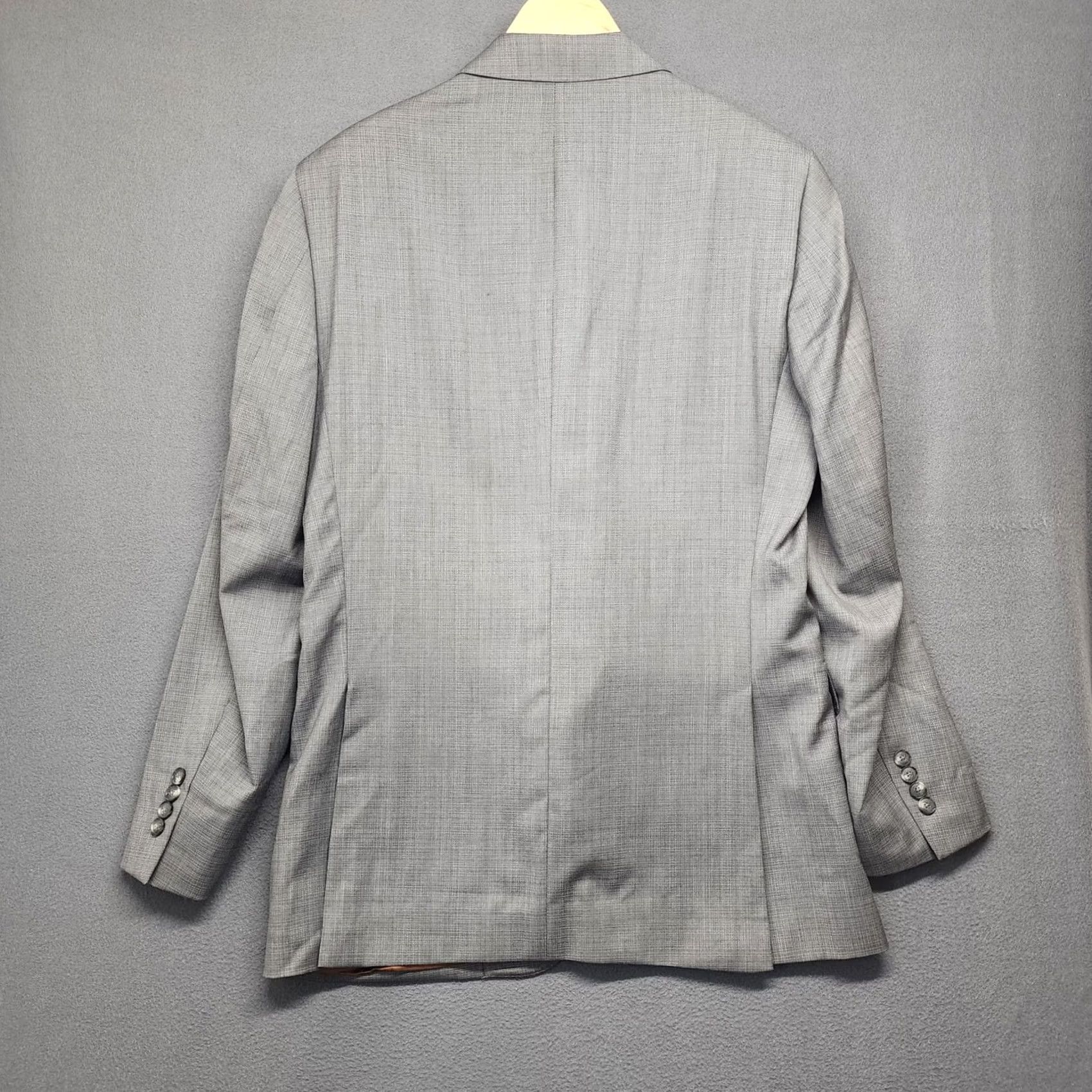 Jos. A. Bank VINTAGE Jos A. Bank Jacket Blazer Men 42L Slim Fit Light Gray Grid Wool Sport Coat Mens 42 Regular Gray Button Closure Size 42R - 2 Thumbnail