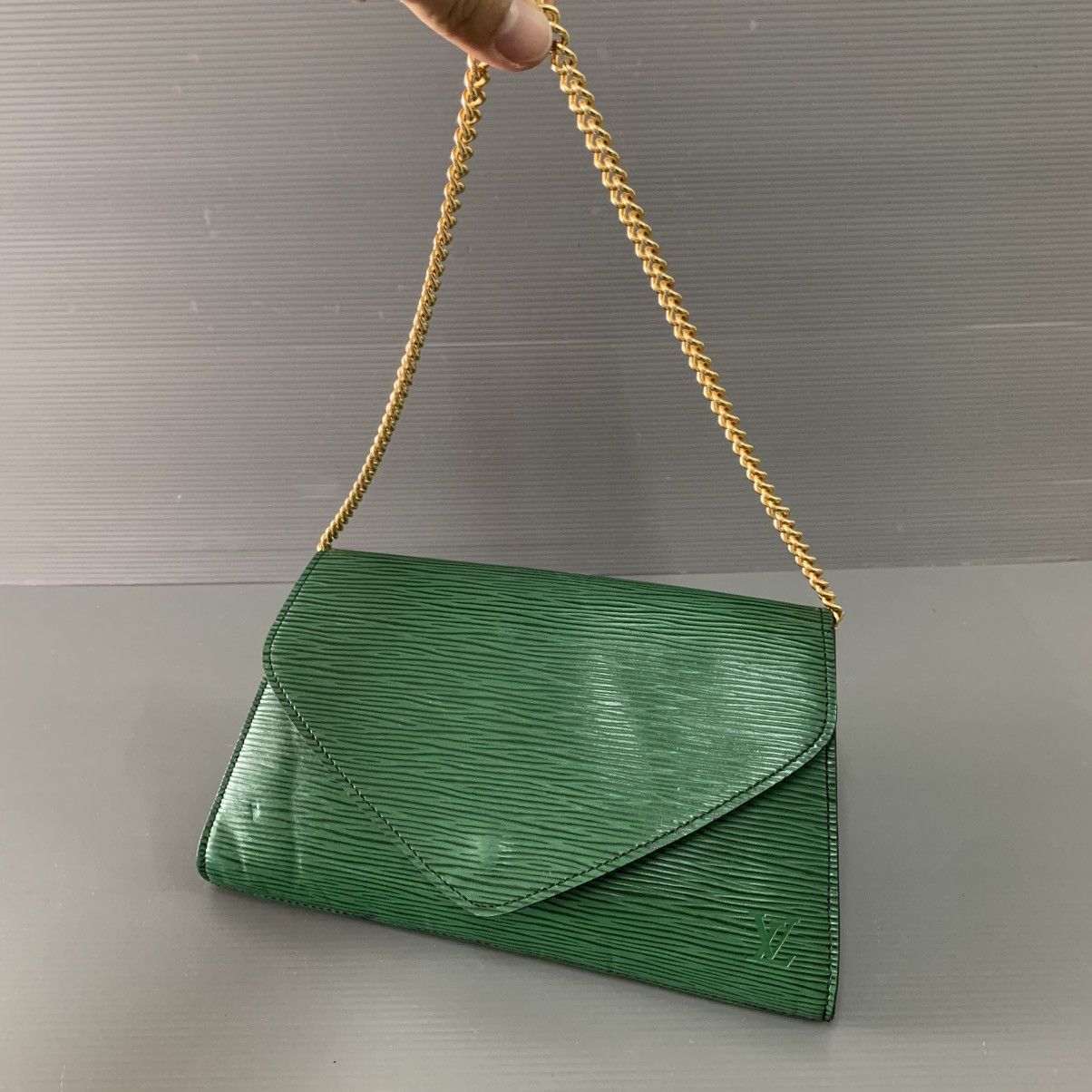 Louis Vuitton Louis Vuitton Epi Leather Pochette Bag Size ONE SIZE - 2 Thumbnail