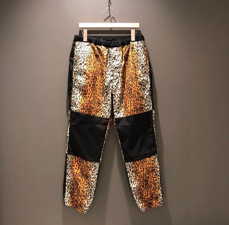 Sacai Leopard Print Functional Casual Pants Size US 34 / EU 50 - 1 Thumbnail