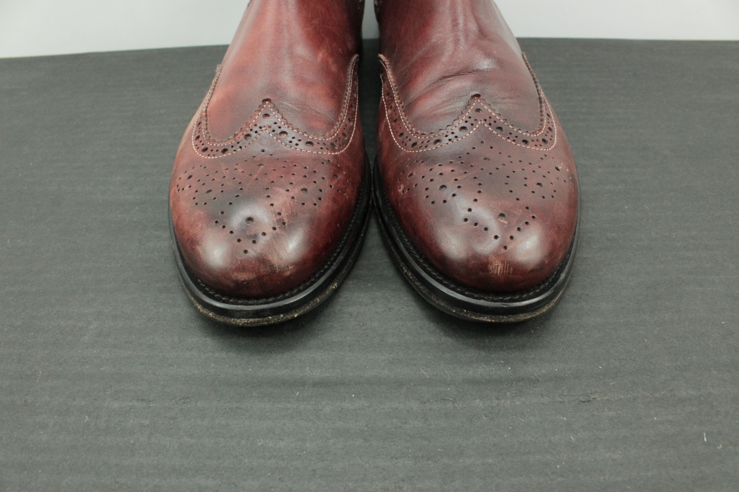 Other KA/NOA Burgundy Leather Chelsea Brogue Casual Shoes Size US 9 / EU 42 - 3 Thumbnail