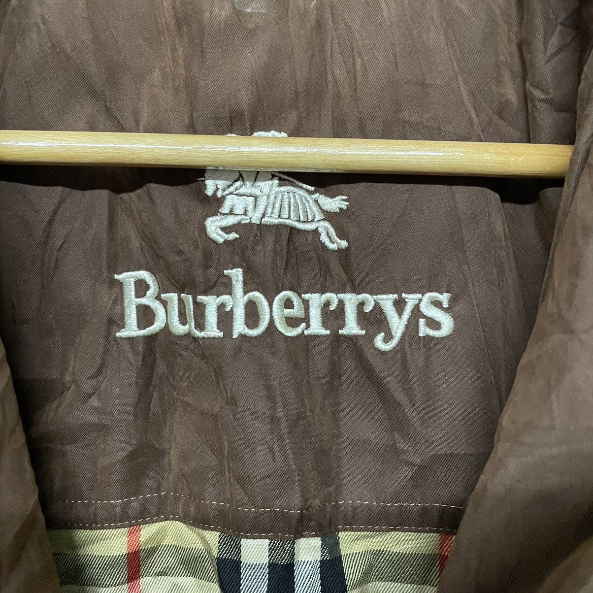 Burberry × Designer × Vintage Vintage Burberrys Novacheck Suede “B” Logo Parka Size US L / EU 52-54 / 3 - 4 Thumbnail