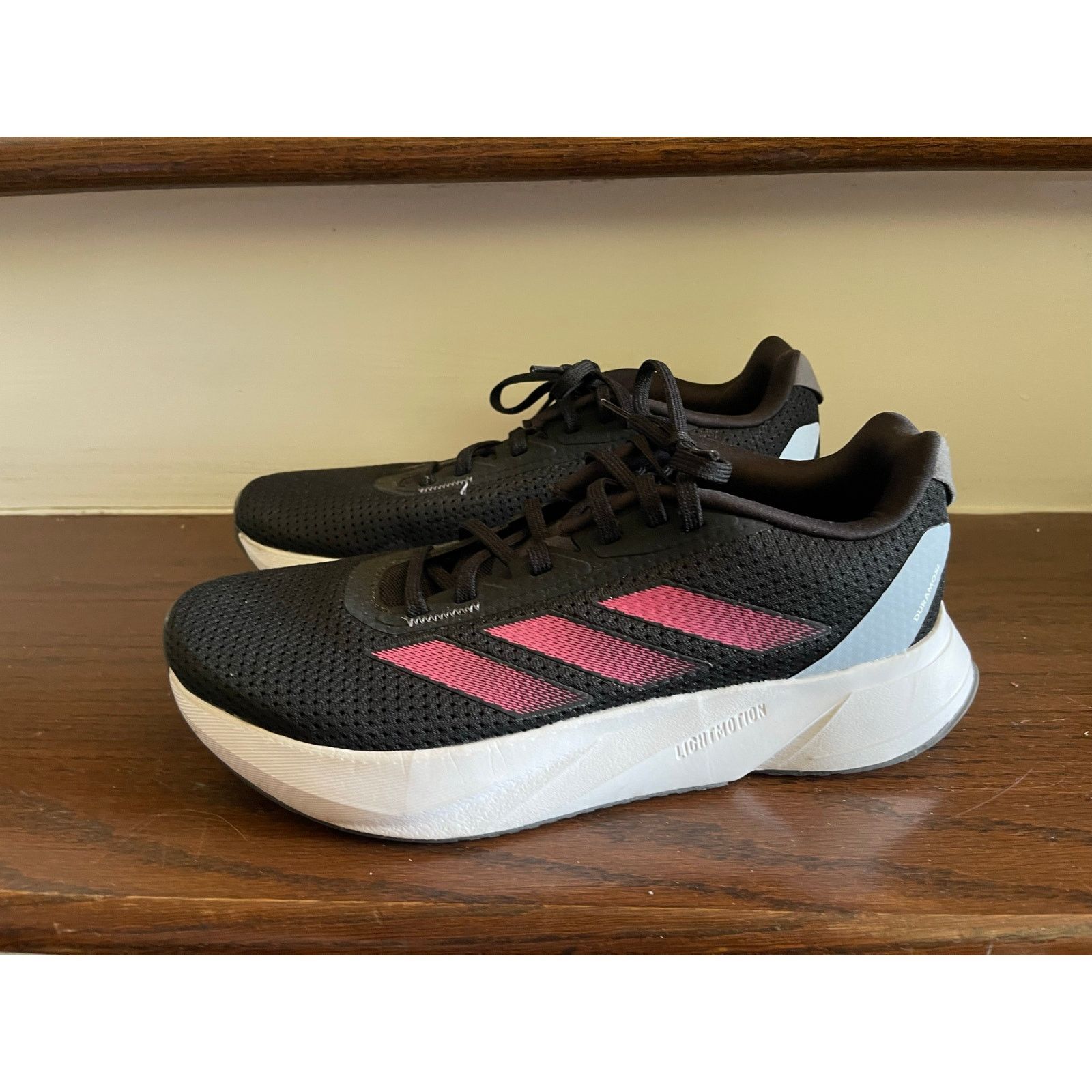 Adidas Womens 9 Running Shoes in Black