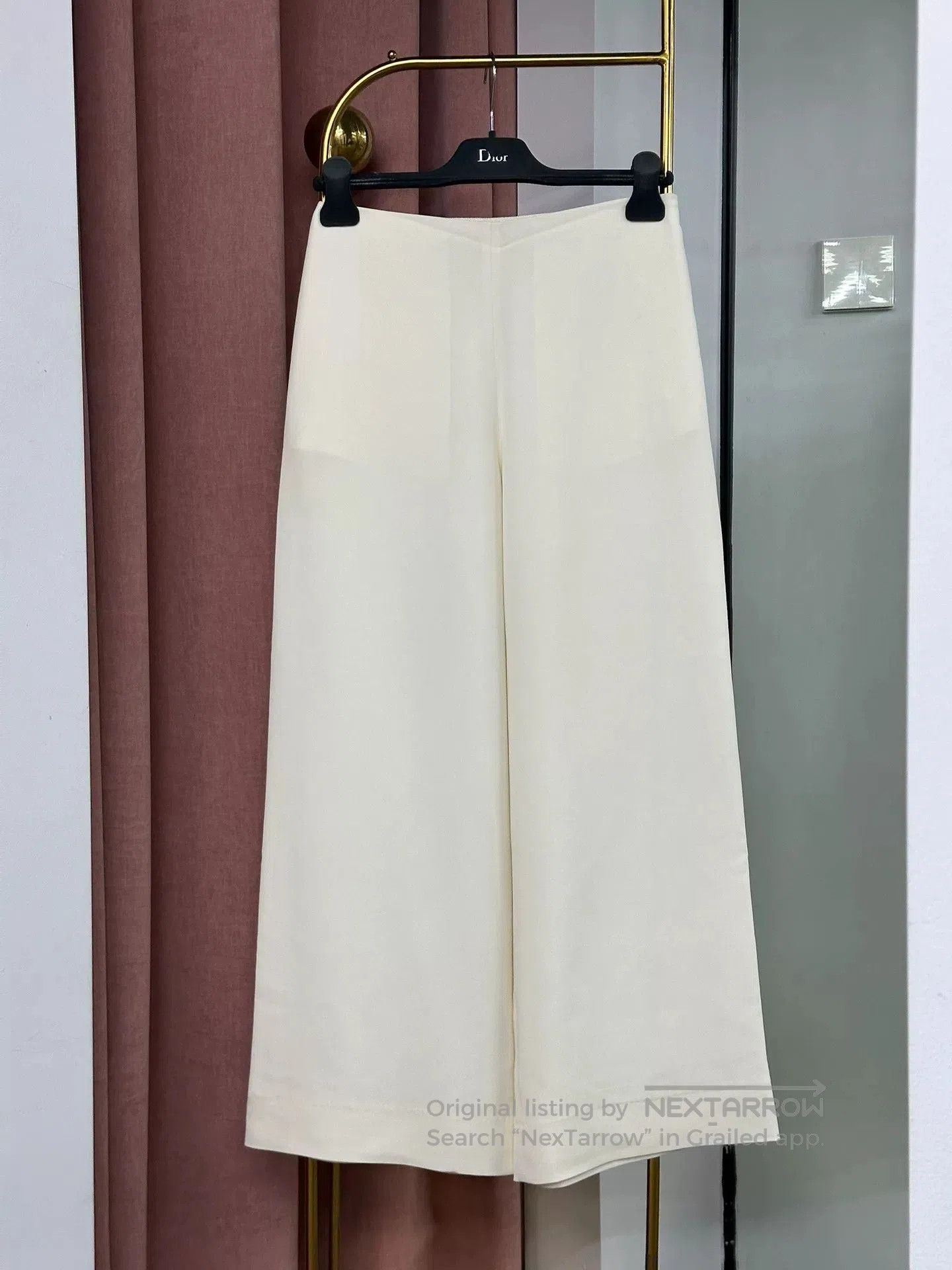 The Row The Row White Wide-Leg Casual Pants. Size US 26 / EU 42 - 1 Thumbnail