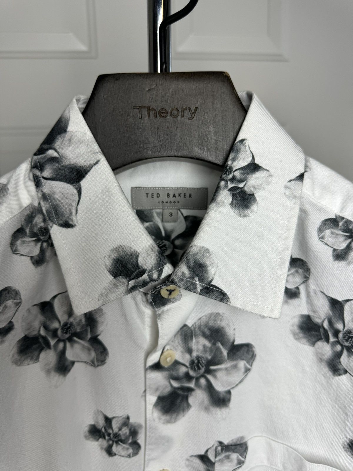 Ted Baker Ted Baker London Floral Long Sleeve Shirt - Size 3 (Medium) Size US M / EU 48-50 / 2 - 3 Thumbnail