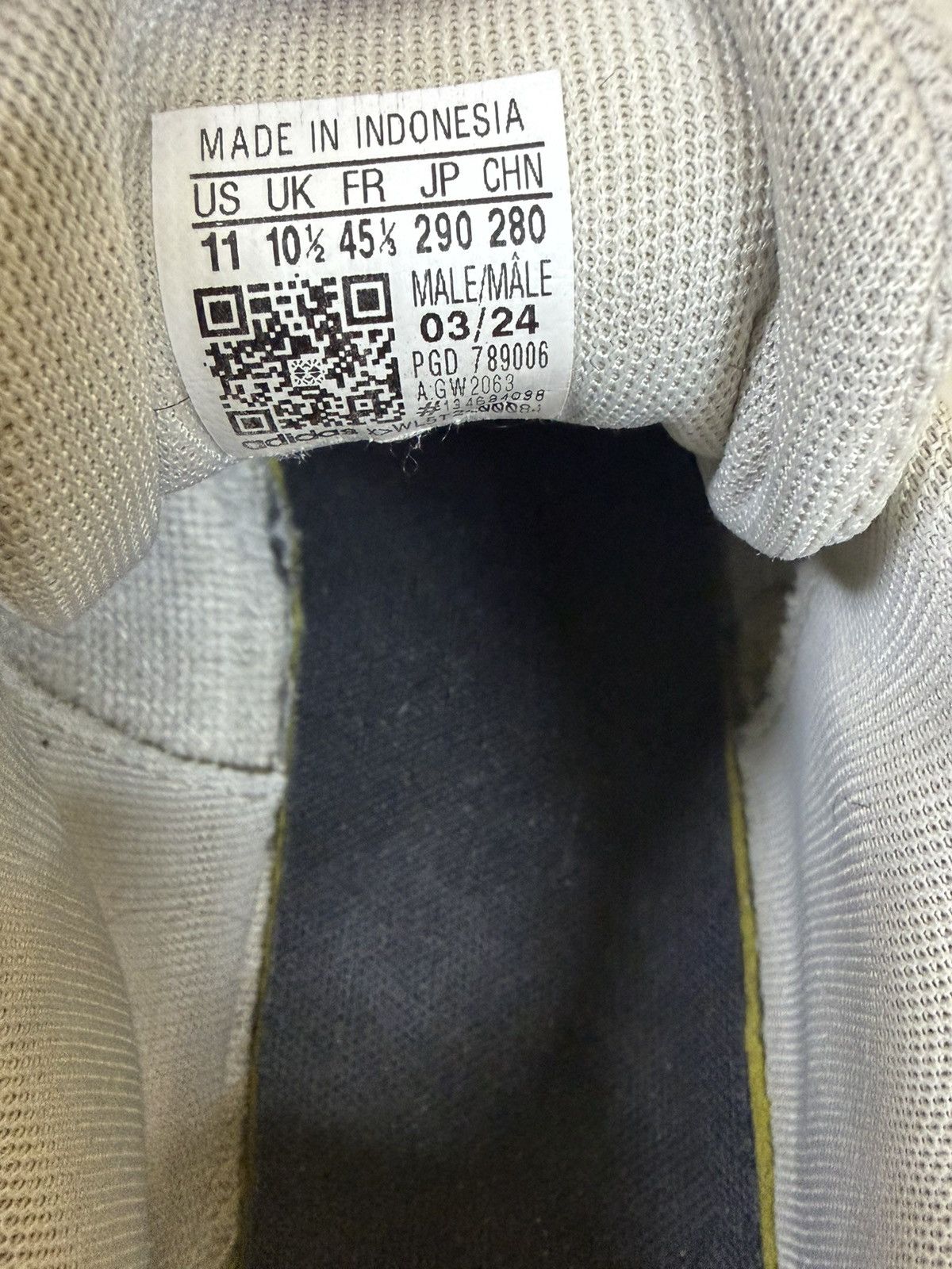 Adidas Adidas Shoes Size US 11 / EU 44 - 6 Thumbnail