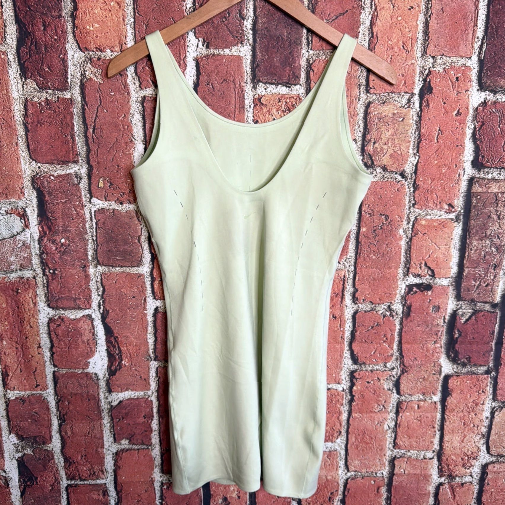 Nike Women's Nike Bodysuit Shirt Activewear M Green CJ4932-623 Womens Medium Bodysuit Tight fit 1 Piece Cross Training Gym Running Yoga Size M / US 6-8 / IT 42-44 - 3 Thumbnail