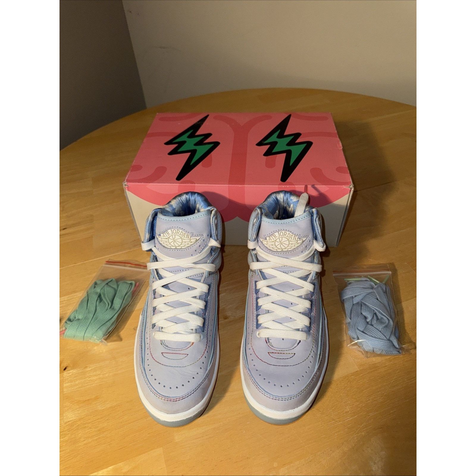 Nike NIB Nike DQ7691-419 Air Jordan 2 Retro SP Shoes Celestine Size US 5 / EU 37 - 1 Thumbnail