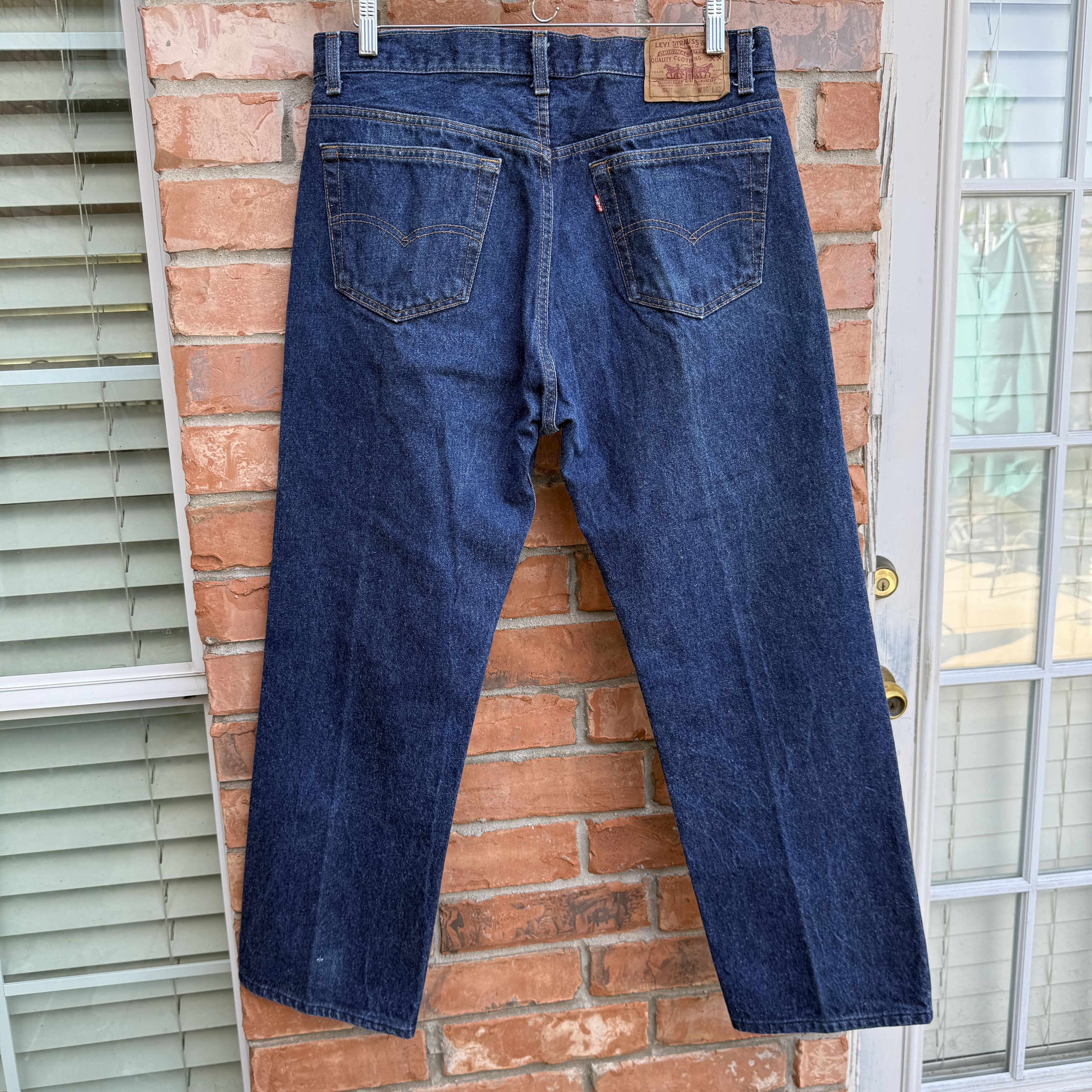 Levi's Vintage 80s Levis 501 Blue Button fly Denim Made USA Jeans Size US 33 - 5 Thumbnail