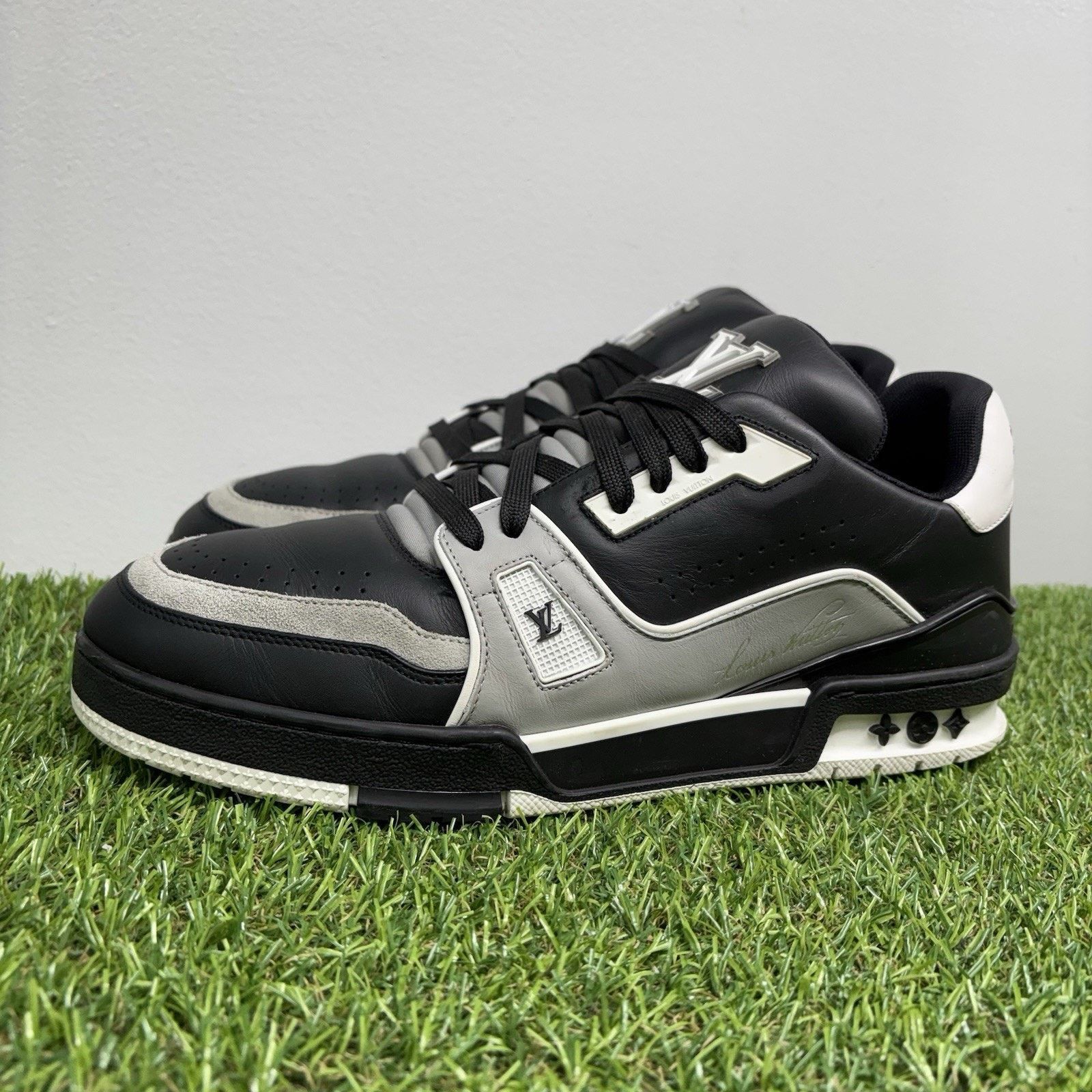 Louis Vuitton 9.5-10 US Louis Vuitton Trainer ' Black Grey White ' | GOOD! Size US 10 / EU 43 - 1 Thumbnail