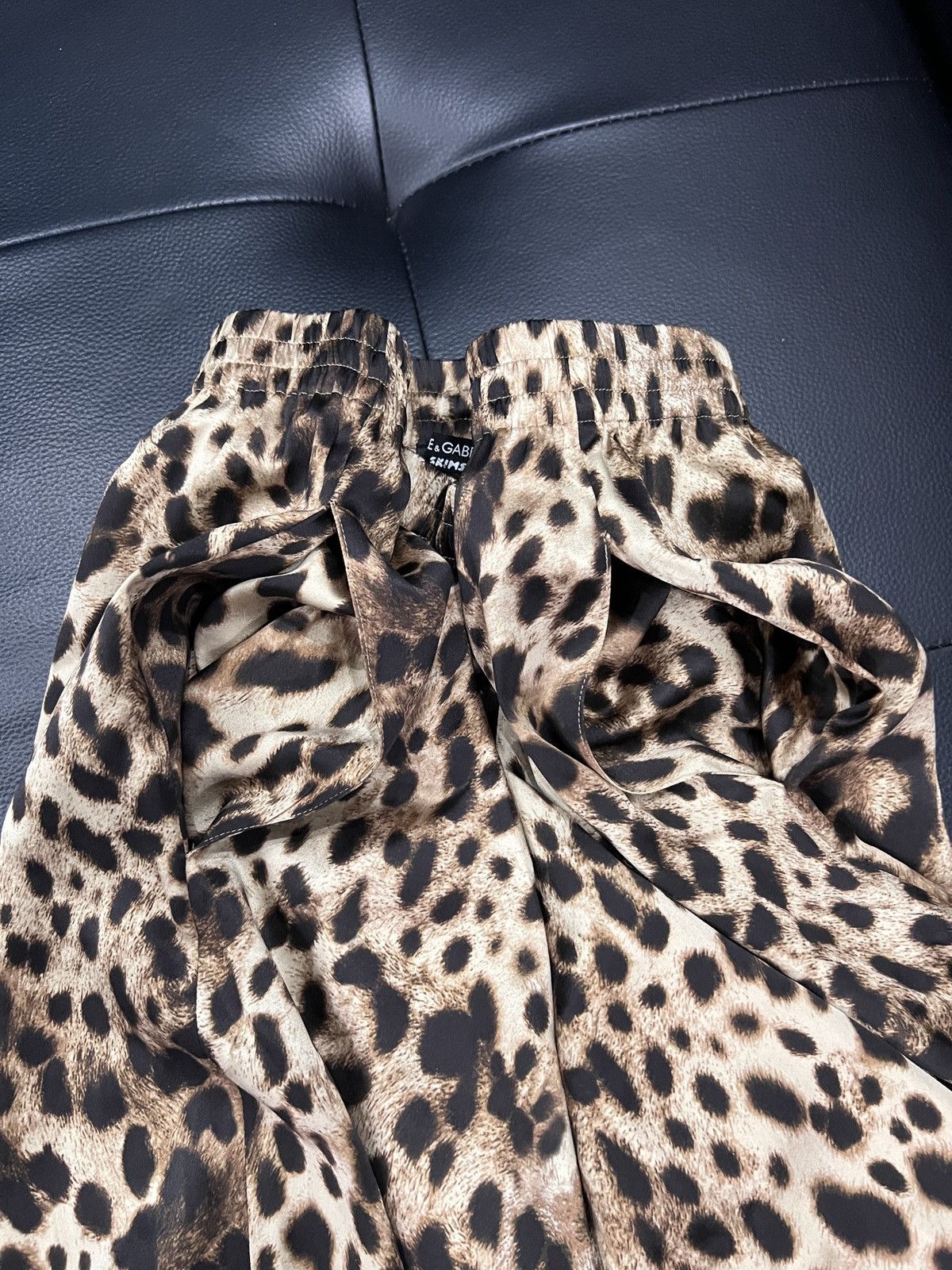 Dolce & Gabbana Dolce & Gabbana by SKIMS FW24 Silk Leopard Print Set Size US M / EU 48-50 / 2 - 16 Thumbnail