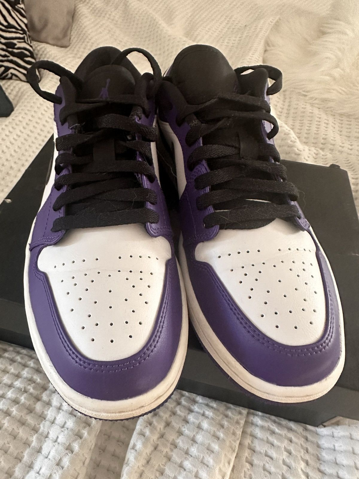 Jordan Brand × Nike Jordan 1 Low Court Purple Size US 8.5 / EU 41-42 - 6 Thumbnail