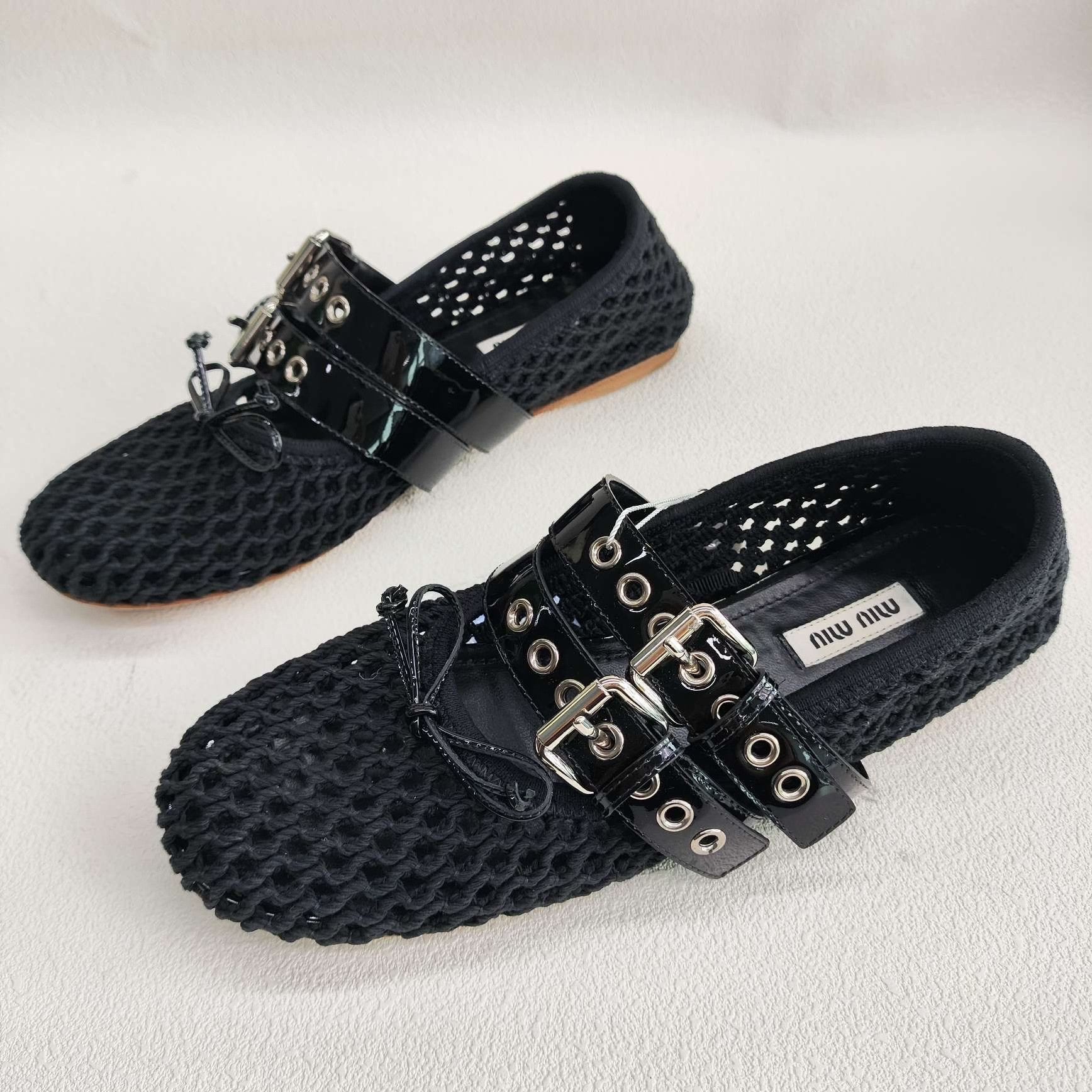 Miu Miu Miu Miu Casual Black Lowtop Sneakers us_7-5 Women Size US 7.5 / IT 37.5 - 1 Thumbnail