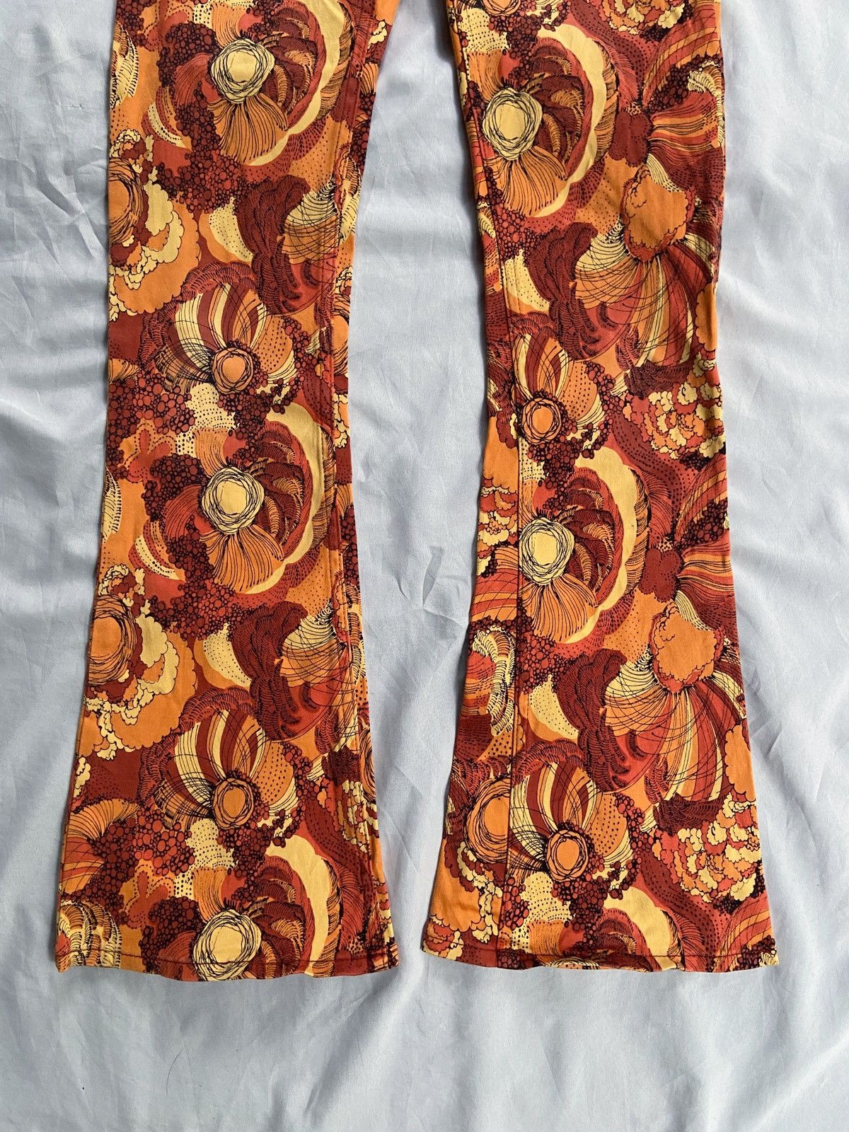 Hysteric Glamour HYSTERIC GLAMOUR PRINTED FLOWERS FLARED PANTS Size 29" - 5 Thumbnail