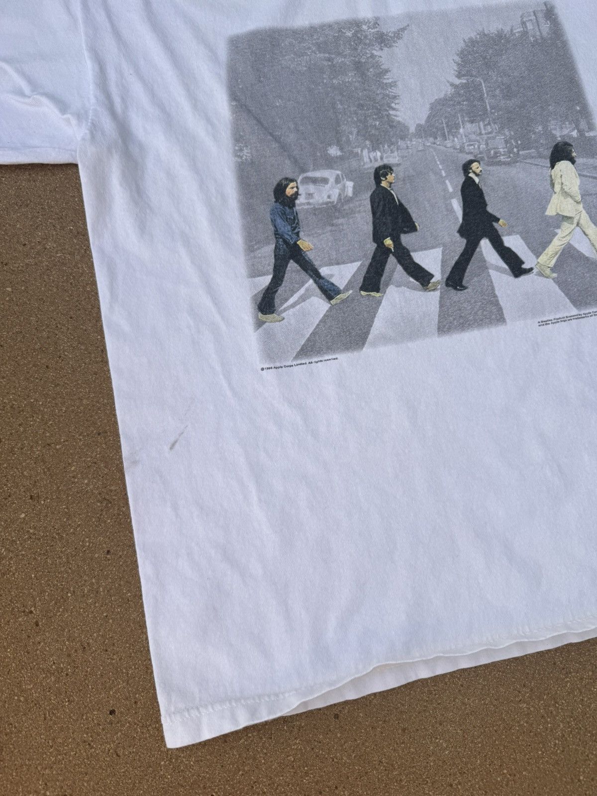 Band Tees × Vintage Vintage 1996 The Beatles Abbey Road Apple Corps Band Tee XL Size US XL / EU 56 / 4 - 5 Thumbnail